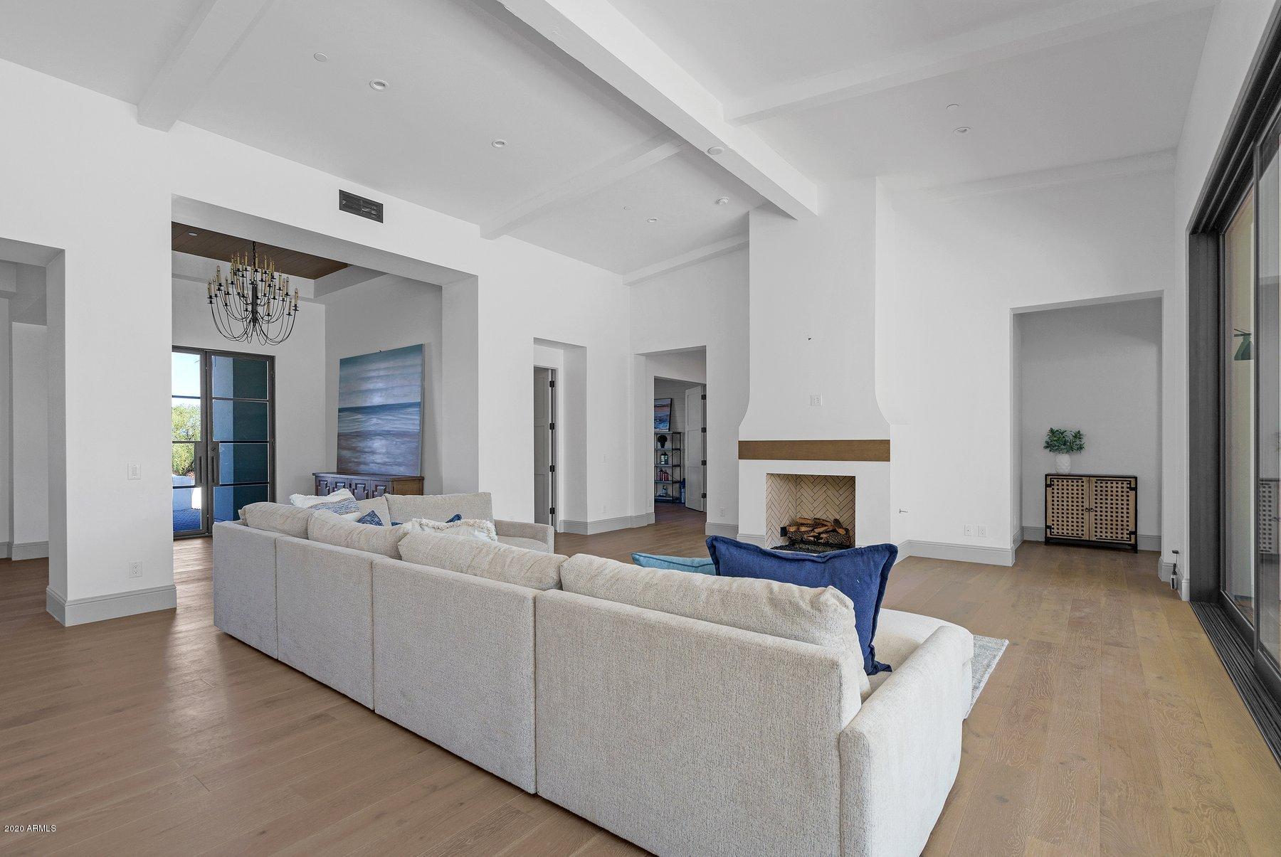 VISTA LINDA - Residential