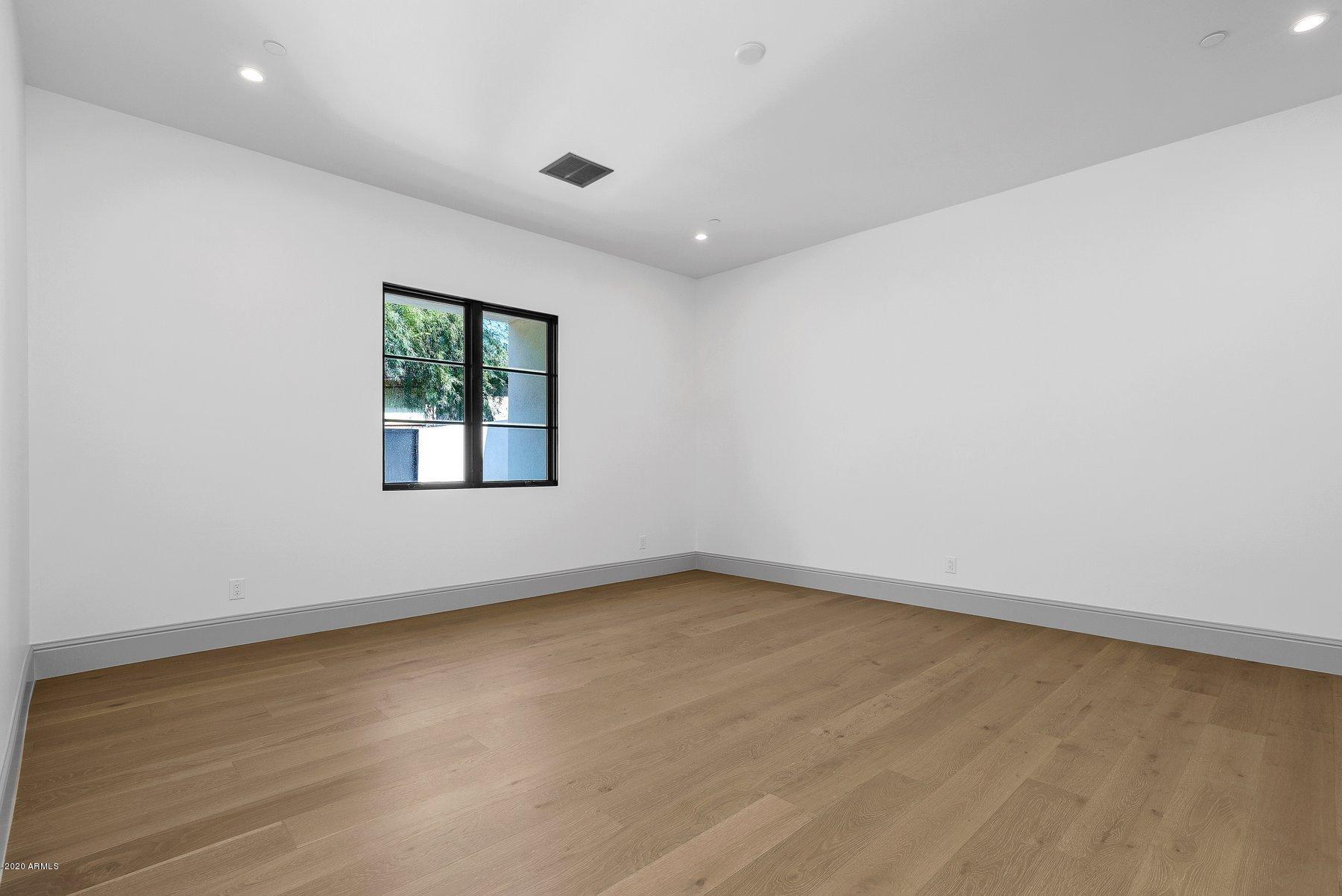 VISTA LINDA - Residential