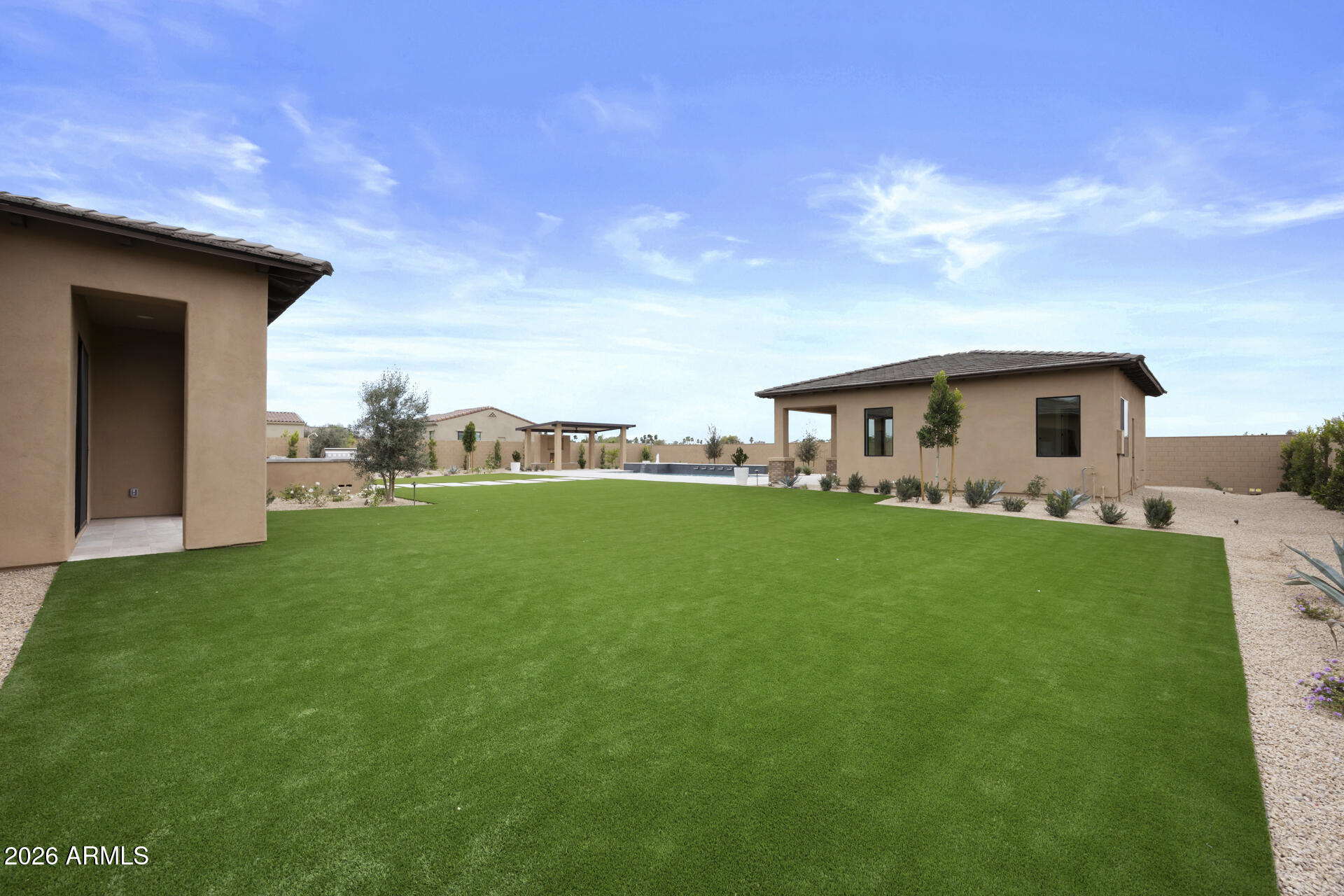 EMERALD HILLS - Residential