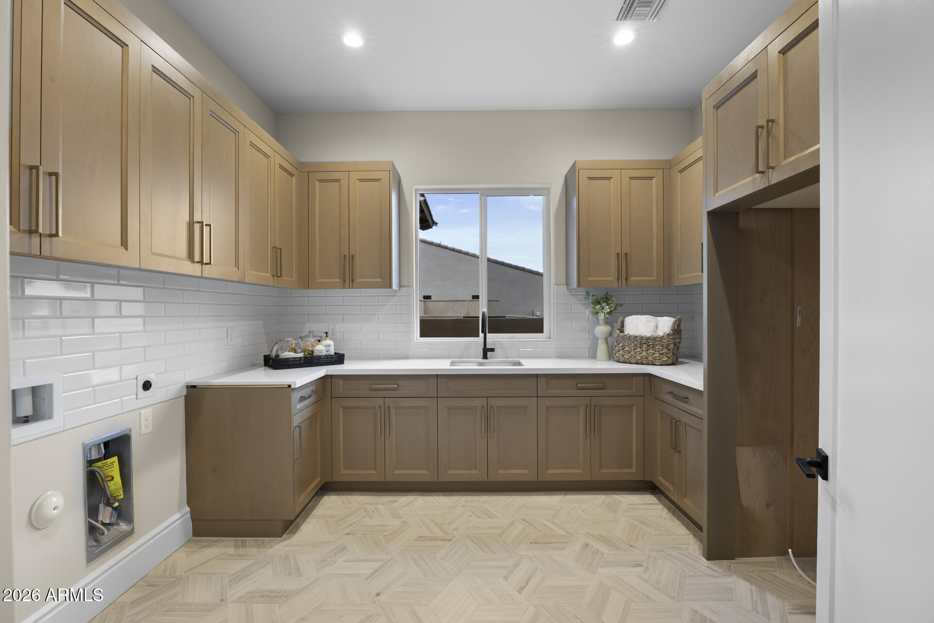 EMERALD HILLS - Residential