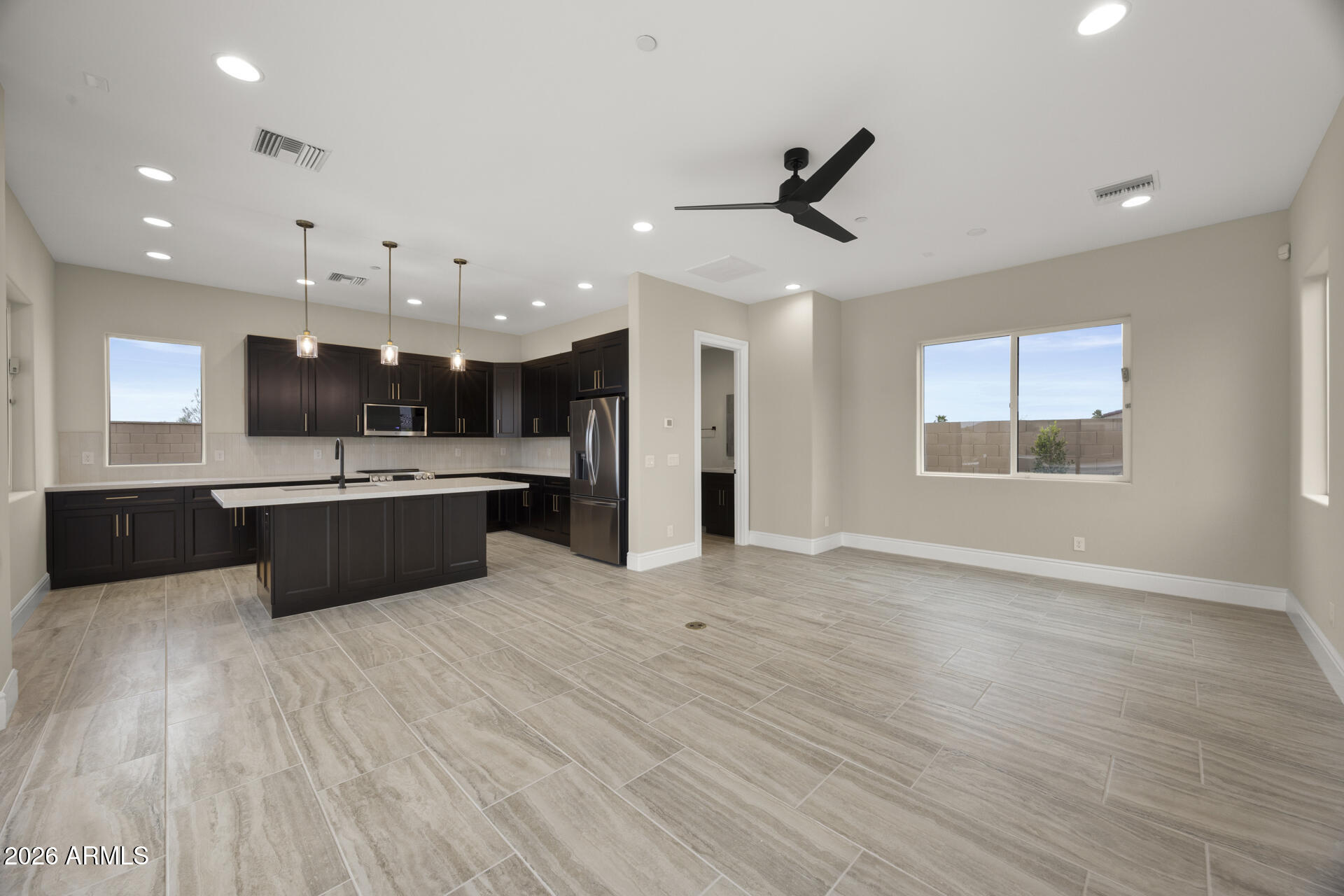 EMERALD HILLS - Residential