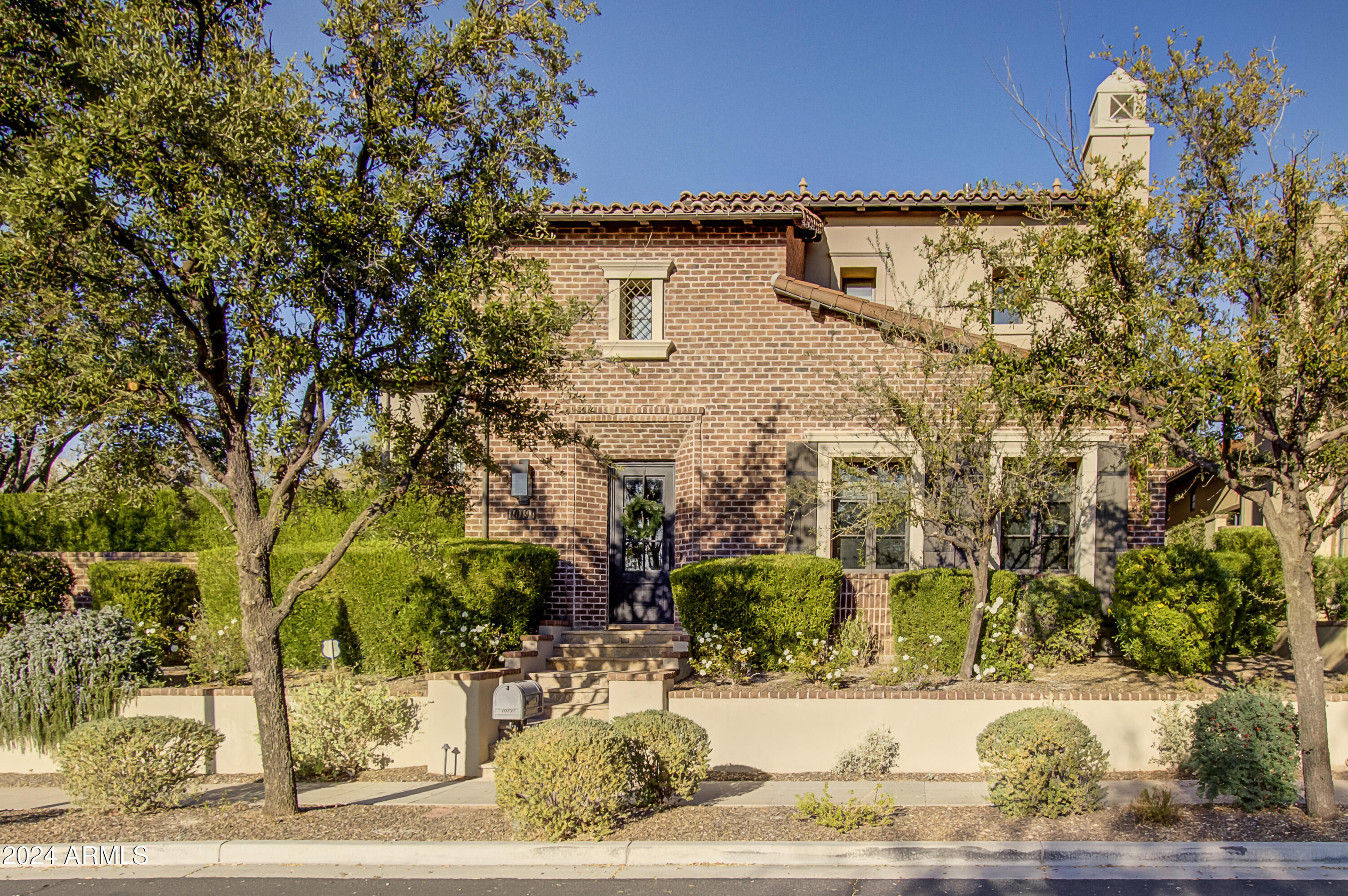 Lifestyle is Included w/this Family Home in the Parks Neighborhood of the most prestigious Silverleaf at DC Ranch. Horseshoe Canyon is 24 hr Guard Gated. Kitchen features Duel Islands, Butler's Pantry, Coffee Bar, Wine & Beverage area. Main Level: Open Spaces for Family Living & Entertaining. Upstairs: 5 bedroom en-suites, 3 Bonus Rooms, walk out Balcony & Laundry Room. Indoor/Outdoor Living w/doors on both sides of the Family Room to a wrap around Backyard. Outdoor Living Space: Detached Casita Guest House, Built in BBQ, Fireplace Cabana, Heated Sparkling Swimming Pool/SPA, Outdoor Shower, removable Safety Pool Fencing, Turf Grassy Play Yard. This Silverleaf at DC Ranch home is situated alongside a Desert Wash, Prospect Park & Horseshoe Play Park (in front) & a privacy Ally.  Location! This Silverleaf at DC Ranch home is situated alongside a Desert Wash, Prospect Park & Horseshoe Play Park (in front) & a privacy Ally.  Mountain & City Lights Views. Location, Location, Location.