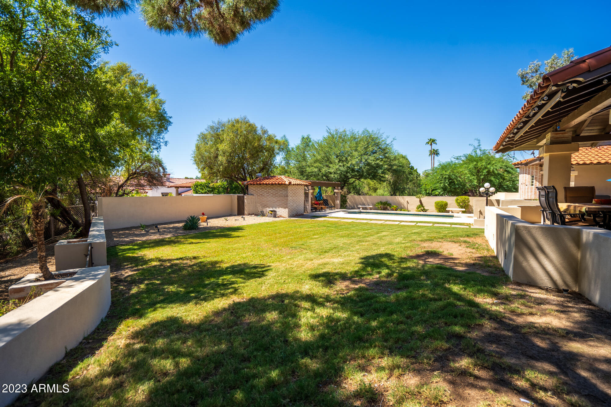 Vista Los Arcos - Residential