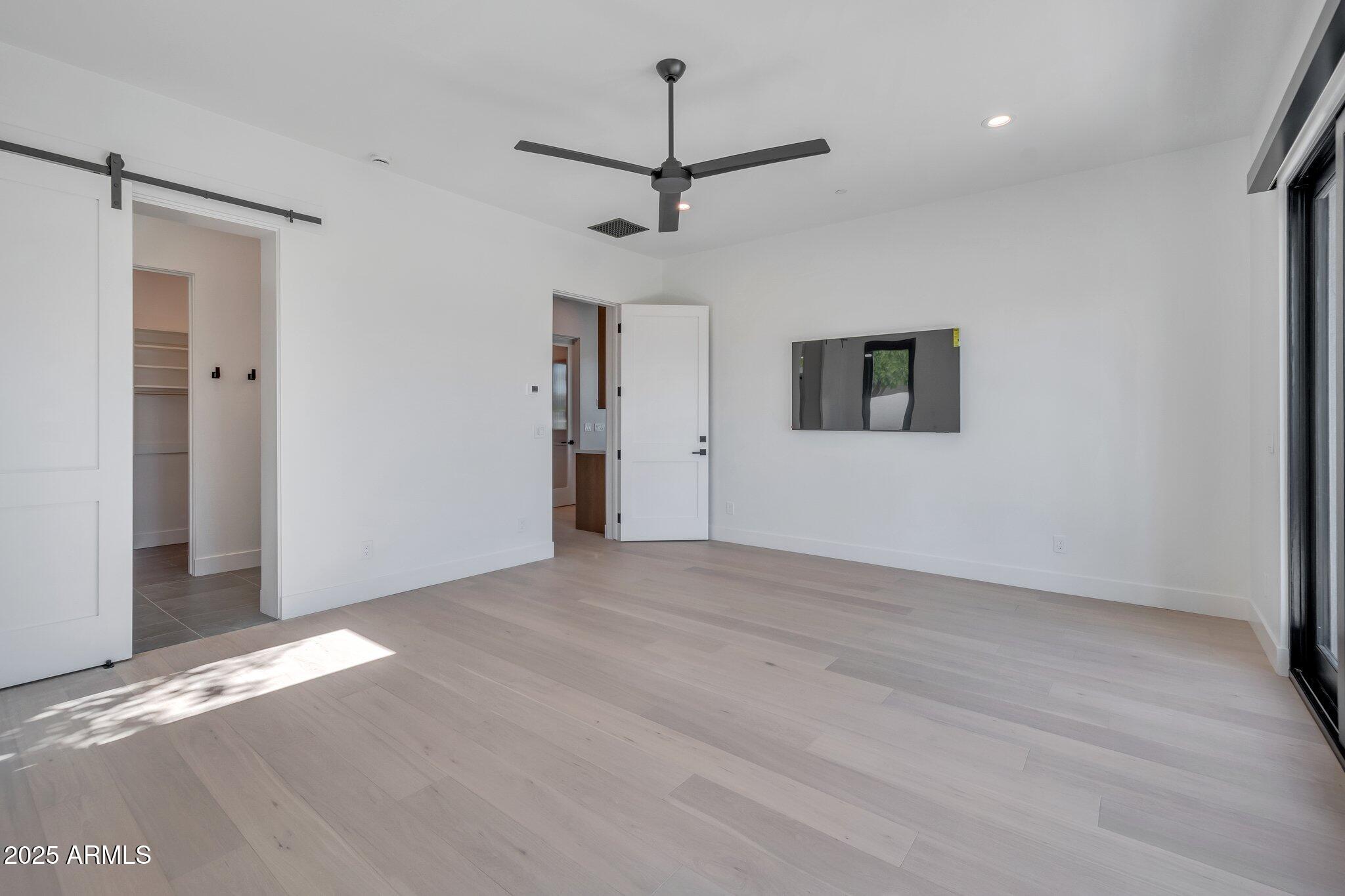 PALO VIENTO 2 - Residential