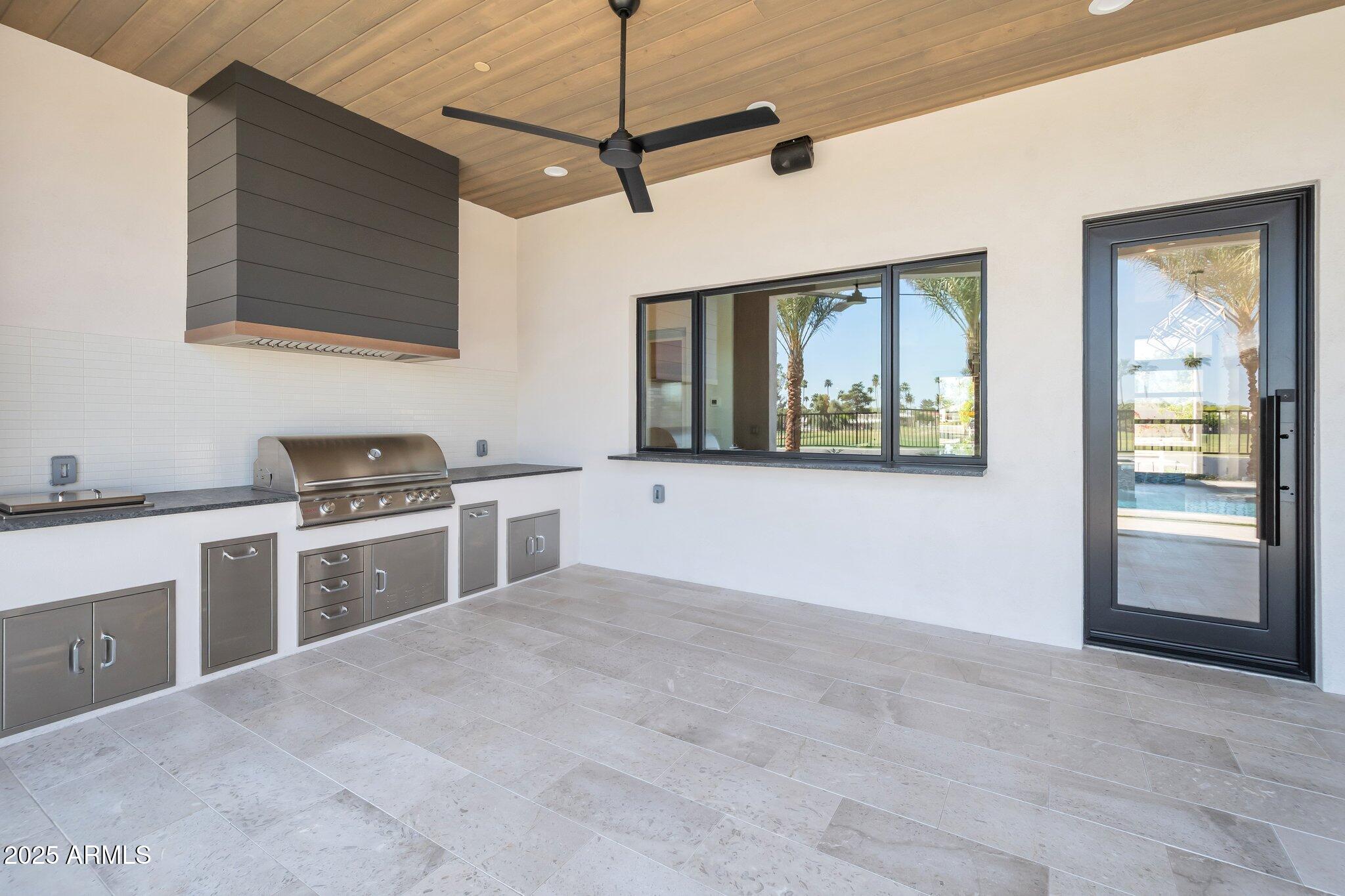 PALO VIENTO 2 - Residential