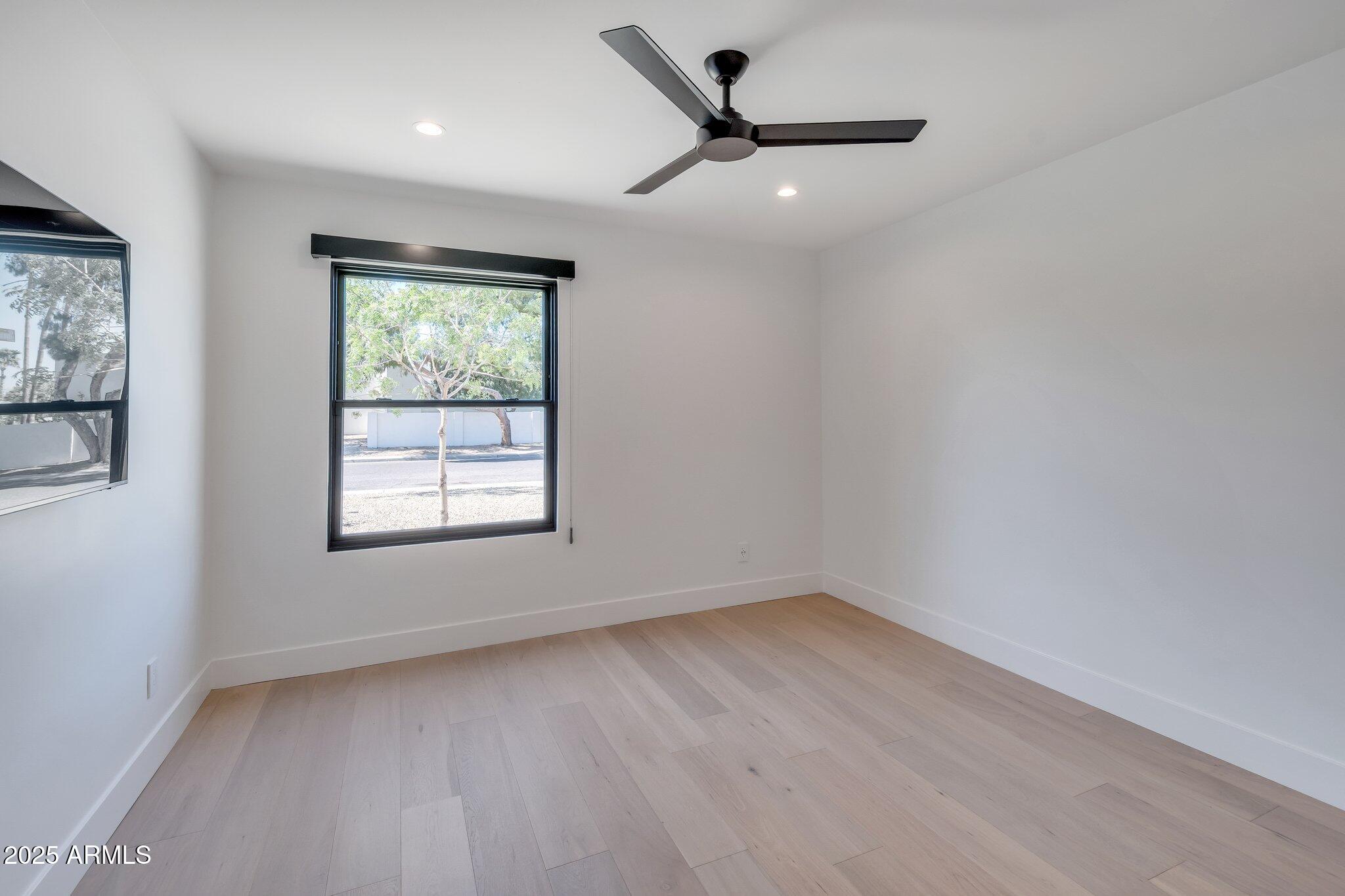 PALO VIENTO 2 - Residential