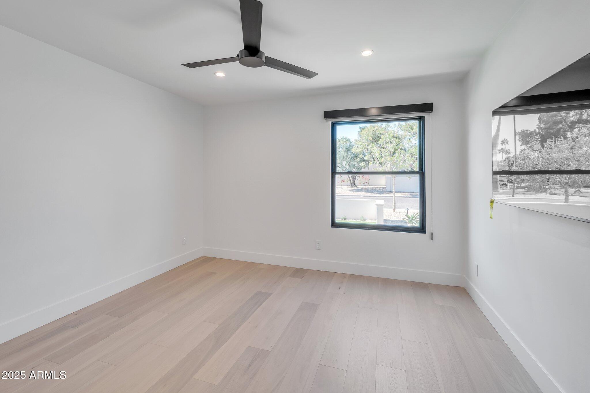PALO VIENTO 2 - Residential