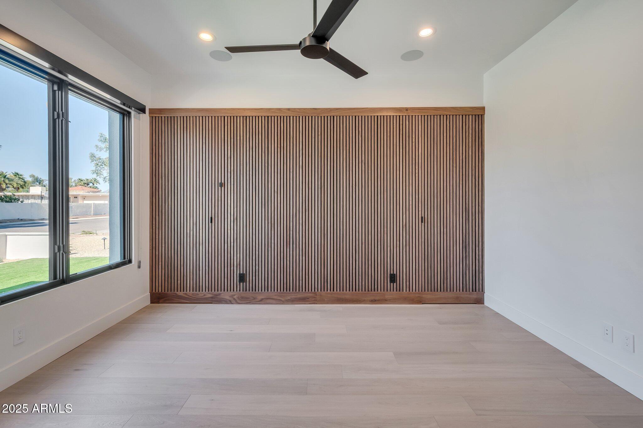 PALO VIENTO 2 - Residential