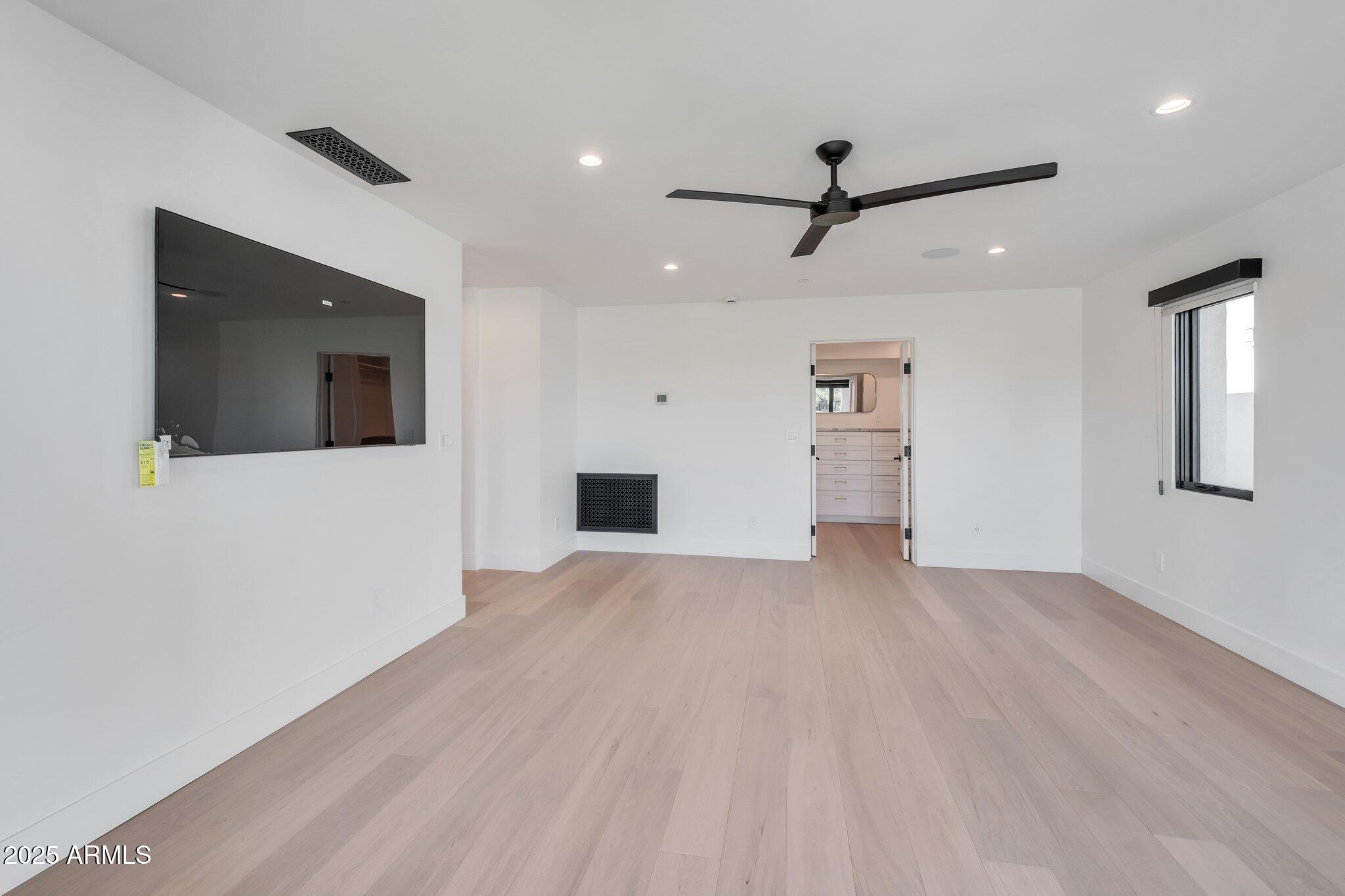 PALO VIENTO 2 - Residential