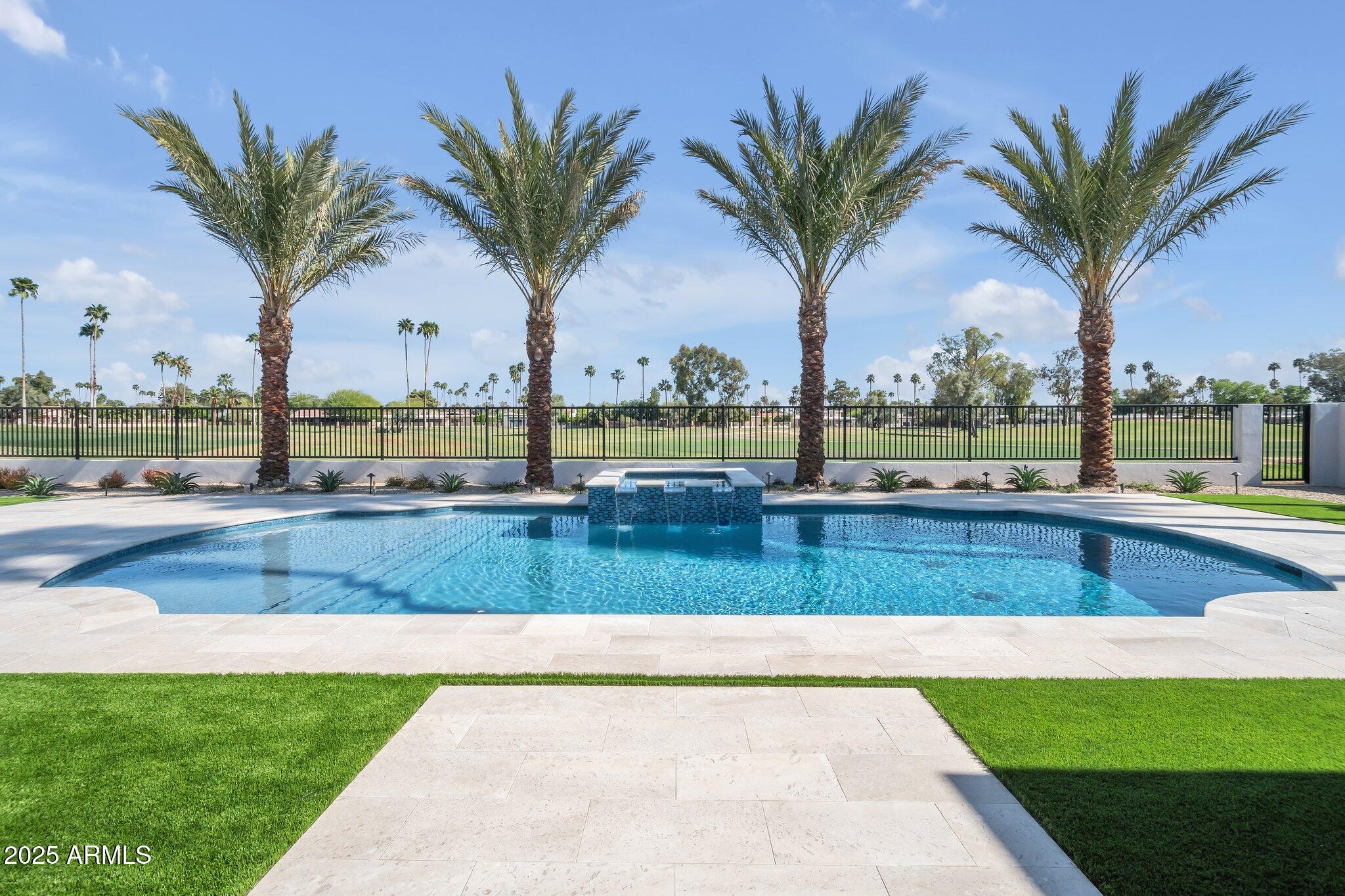 PALO VIENTO 2 - Residential