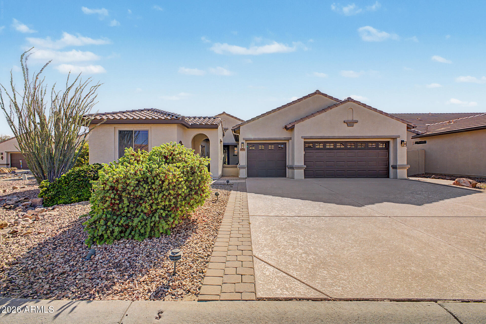 ROBSON RANCH - Residential