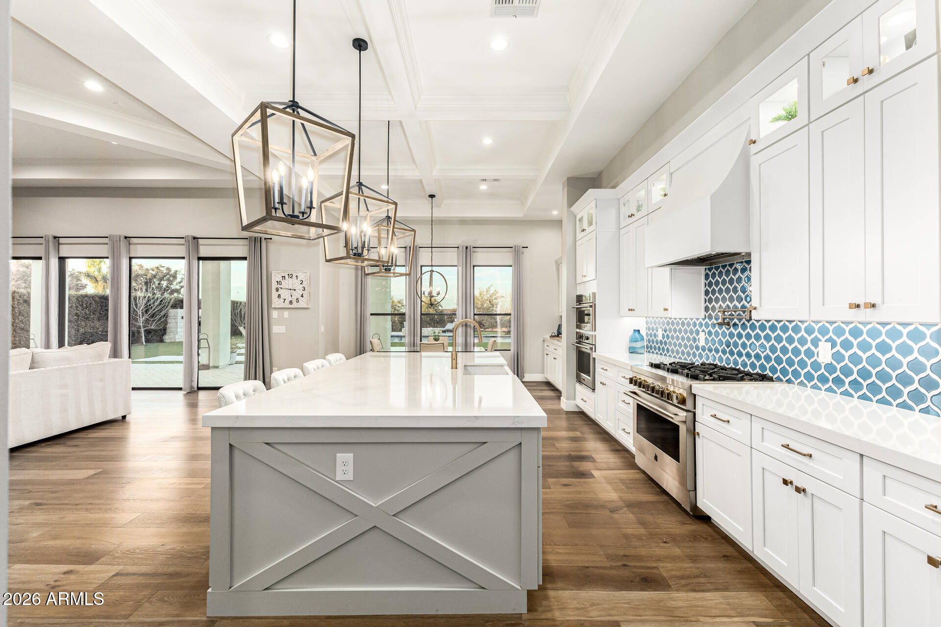 ENCANTO REAL - Residential