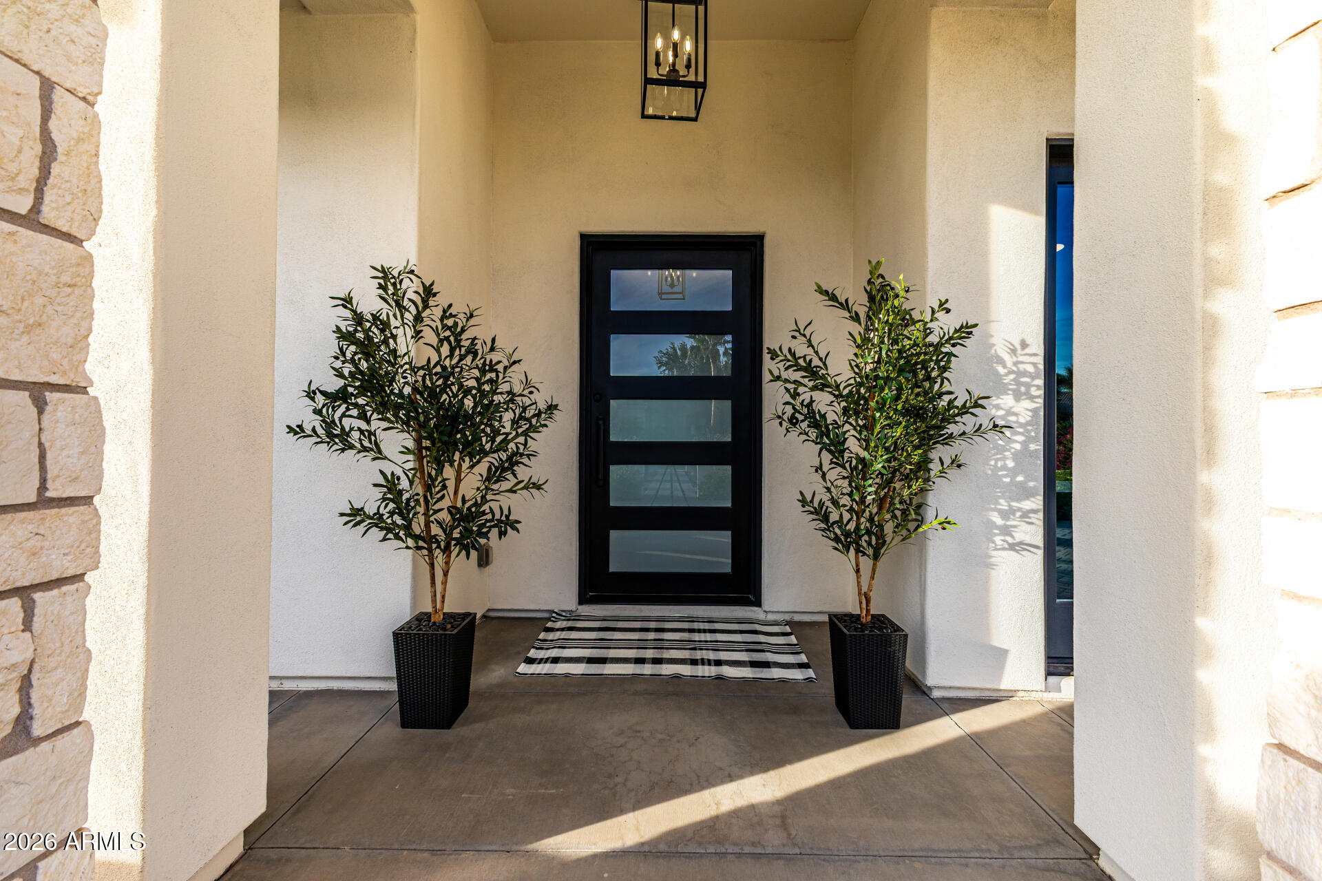 ENCANTO REAL - Residential