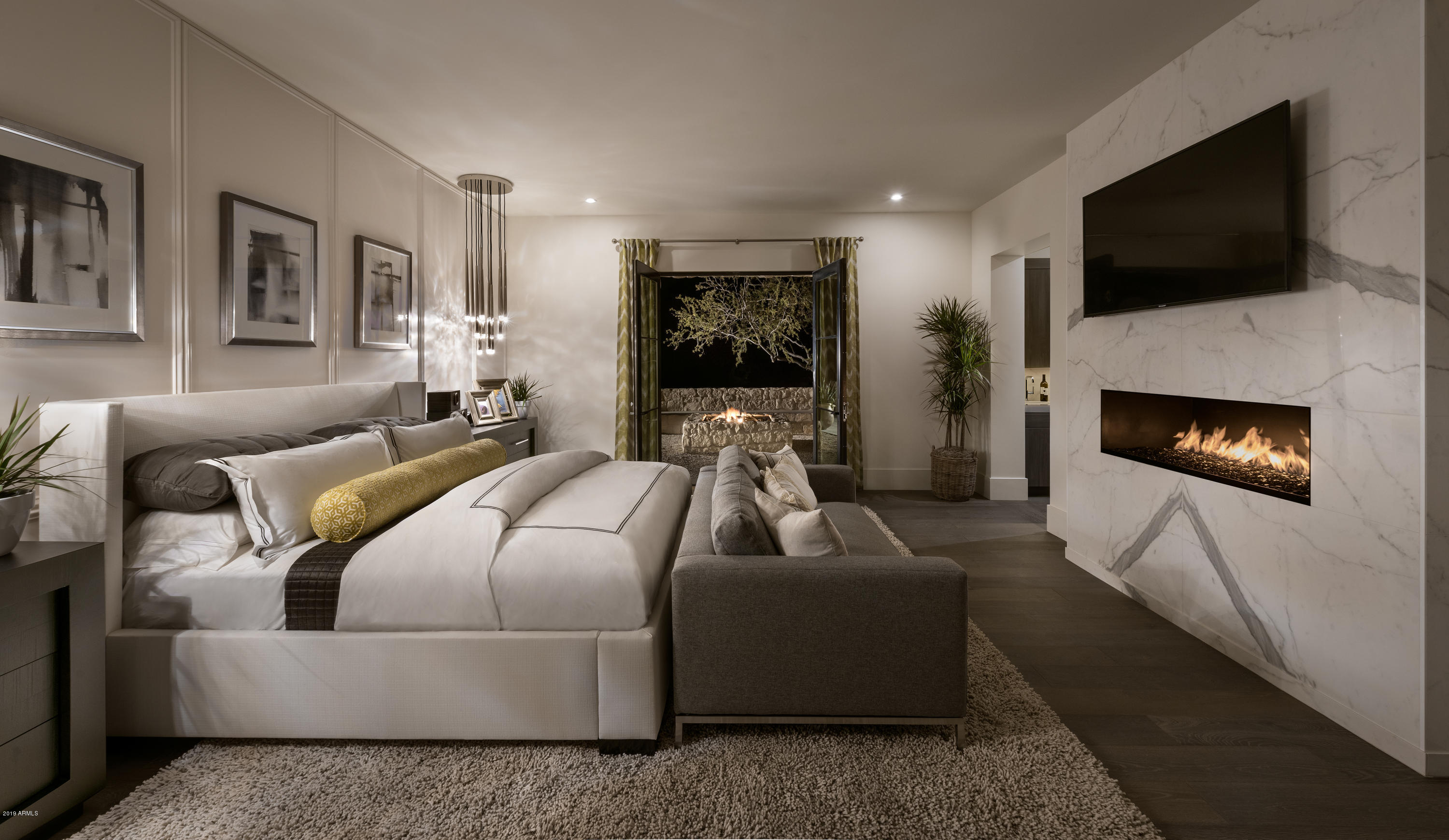 WHITE HORSE - Residential