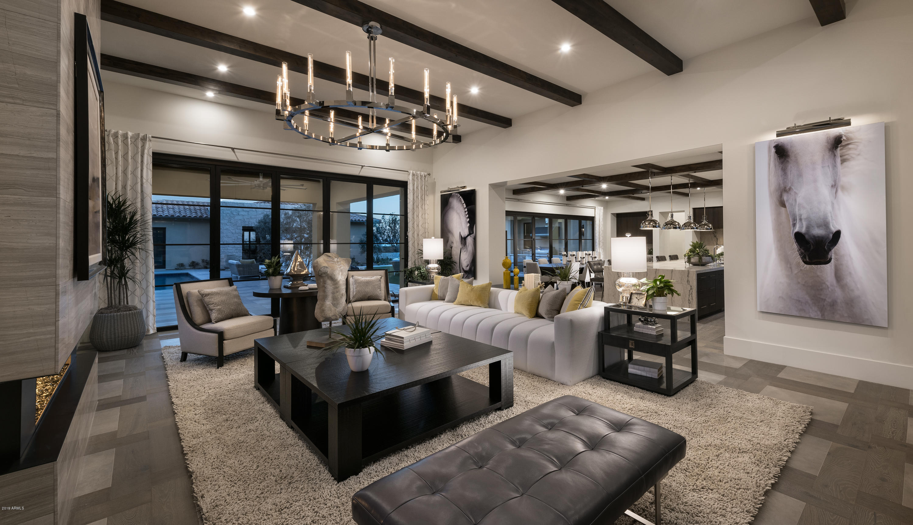 WHITE HORSE - Residential