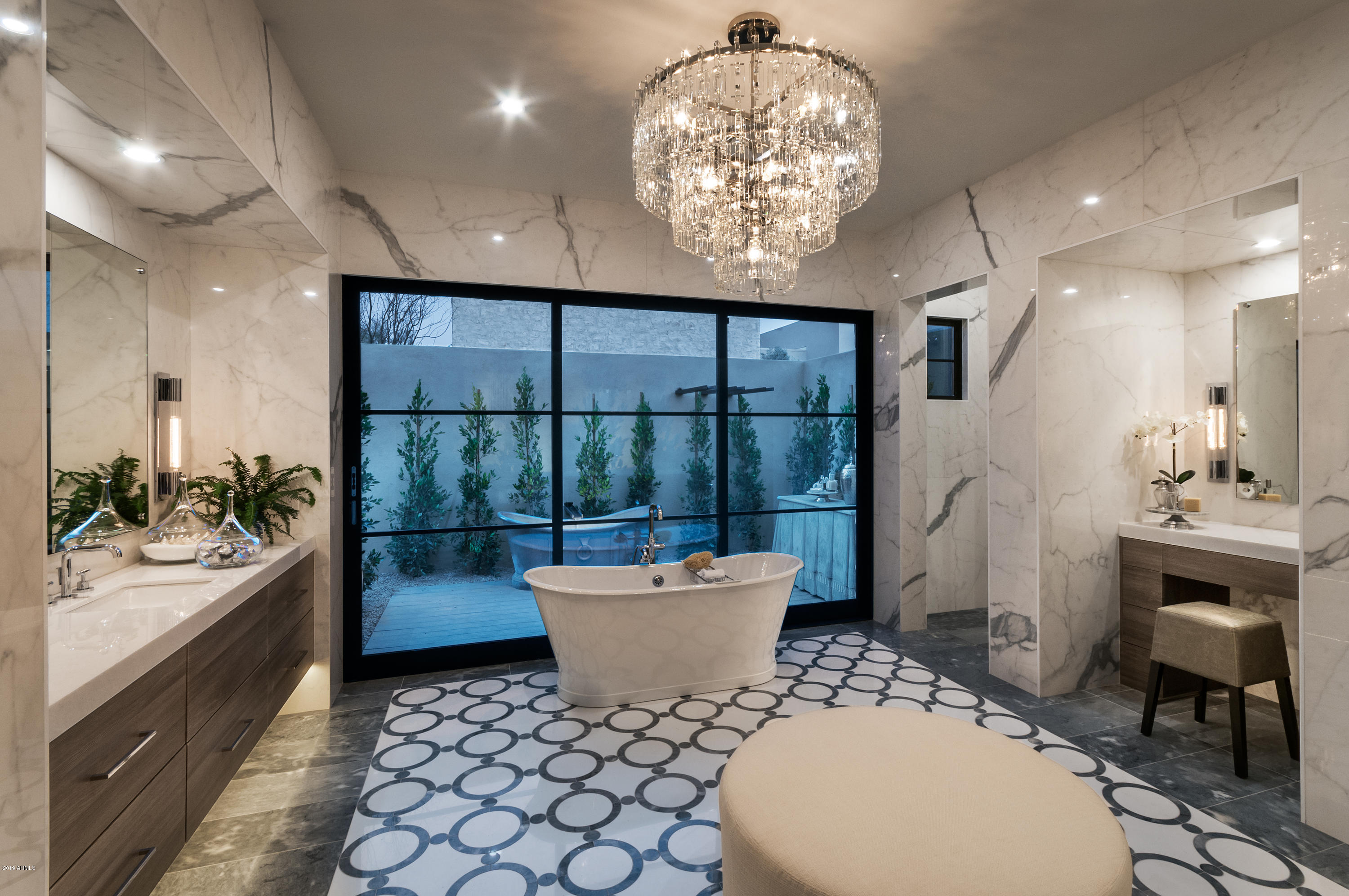 WHITE HORSE - Residential