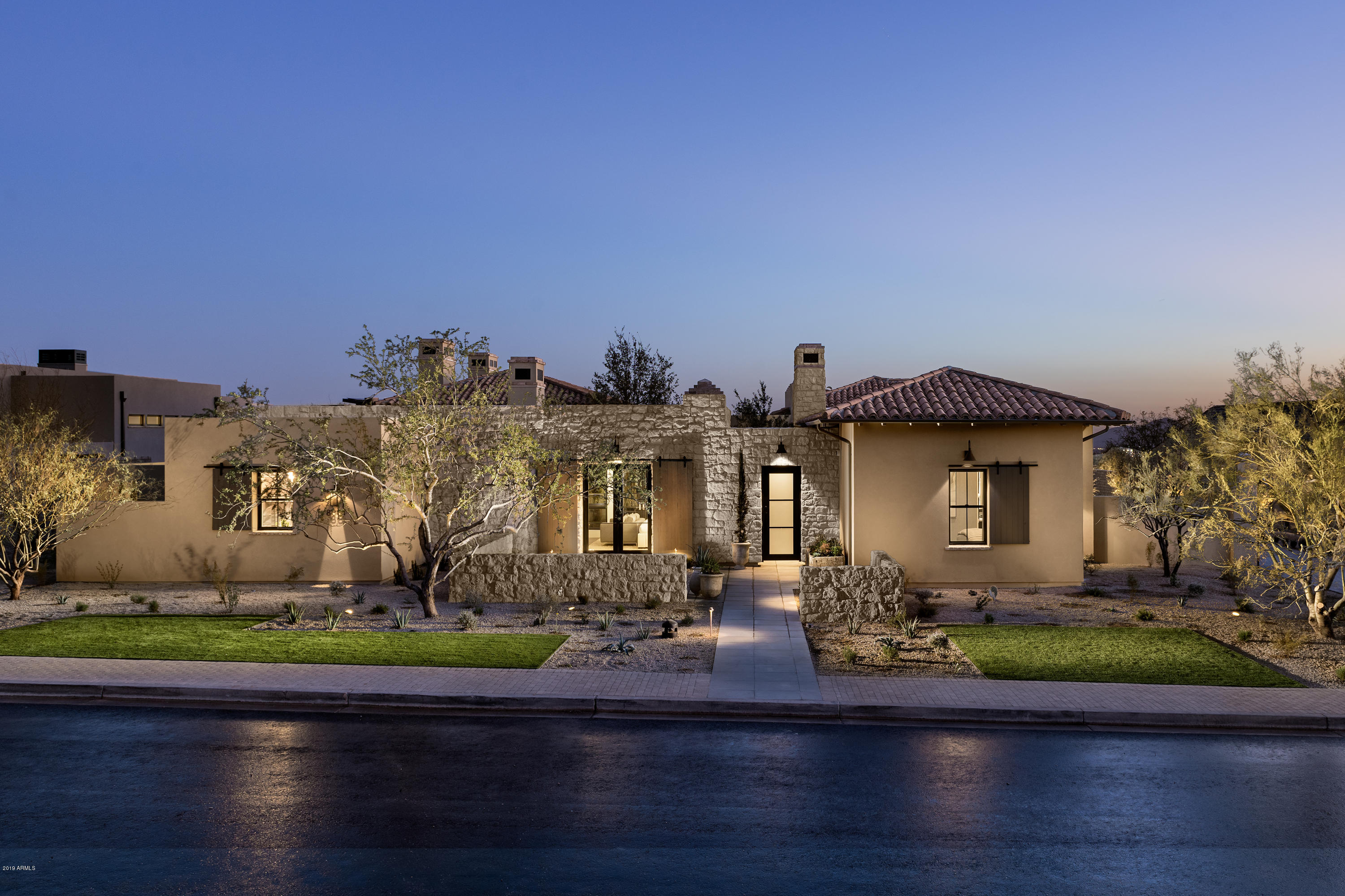 WHITE HORSE - Residential