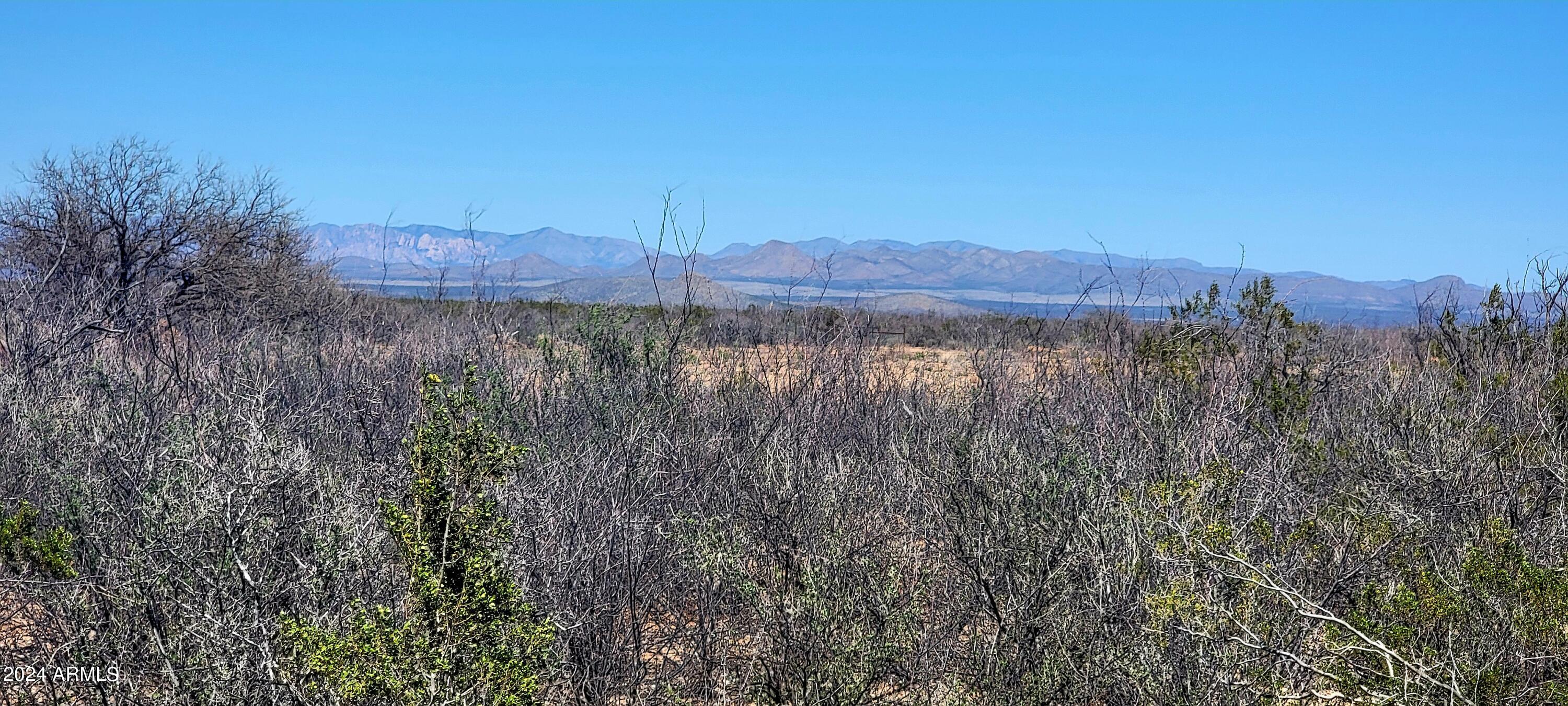 SIERRA BONITA RANCHES - Land