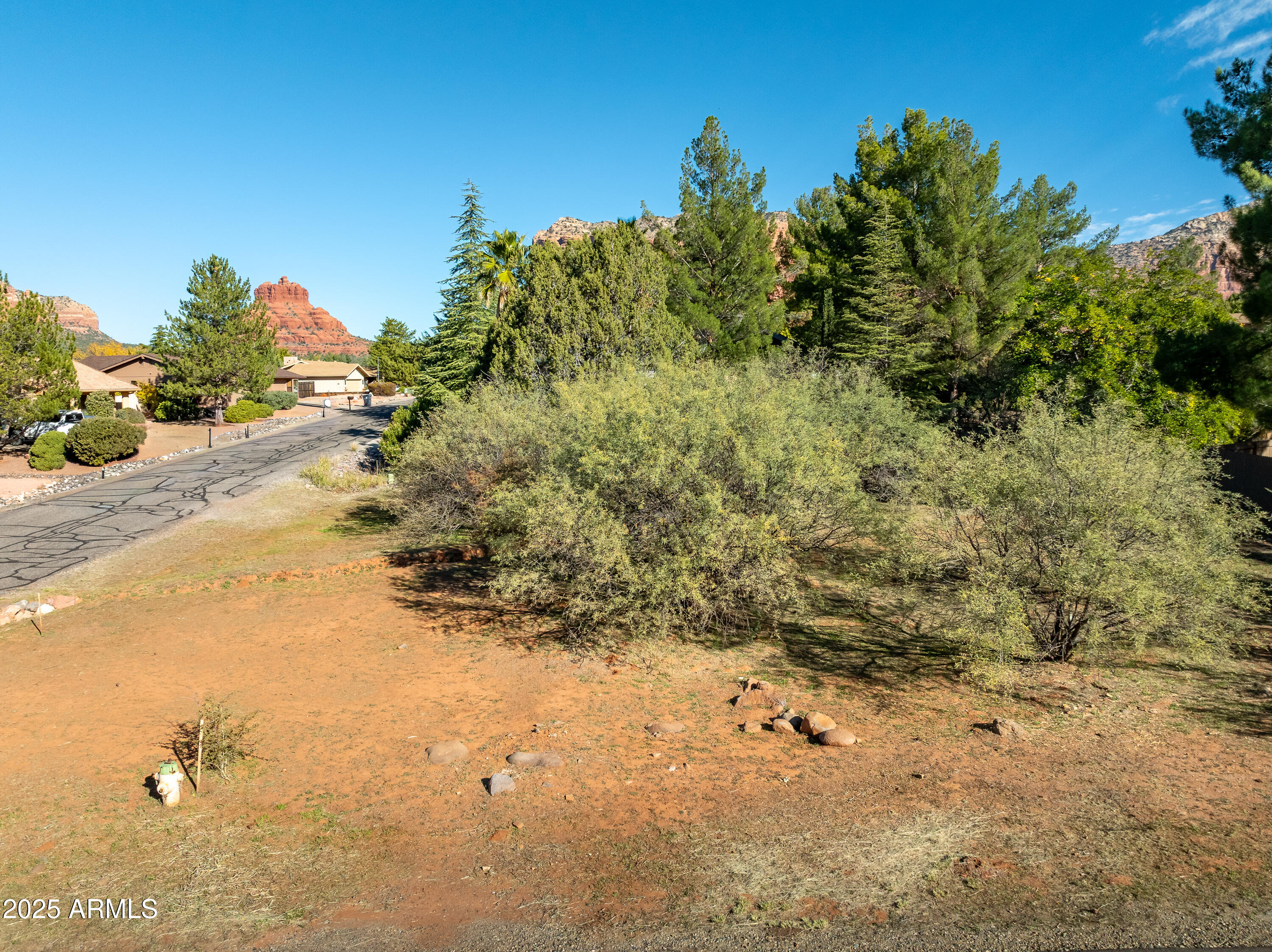 CATHEDRAL VIEW - Land