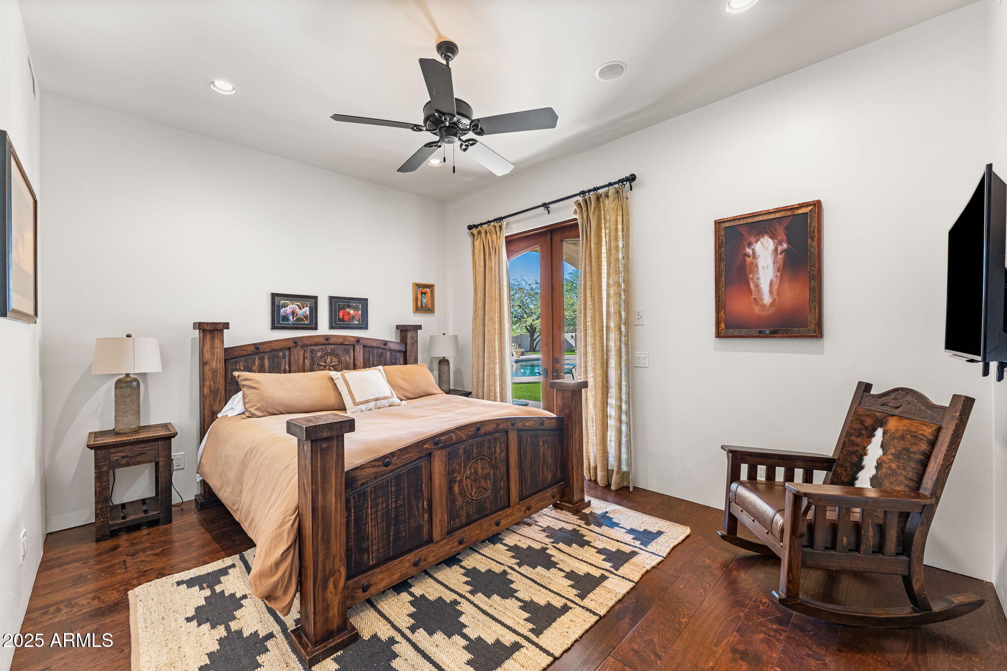No HOA - Residential