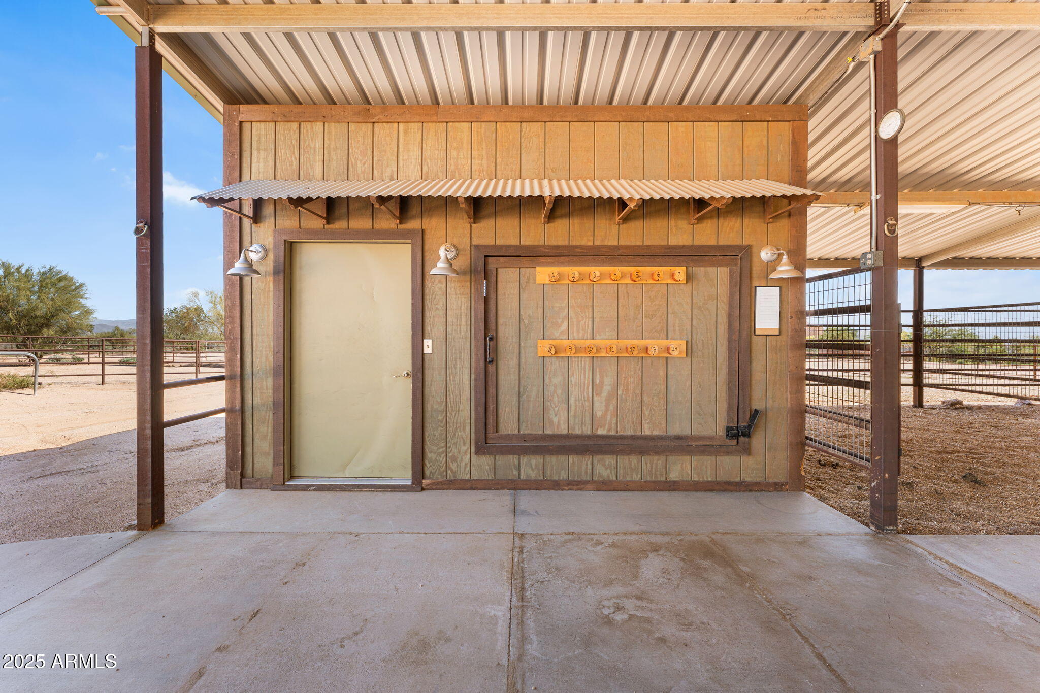 No HOA - Residential