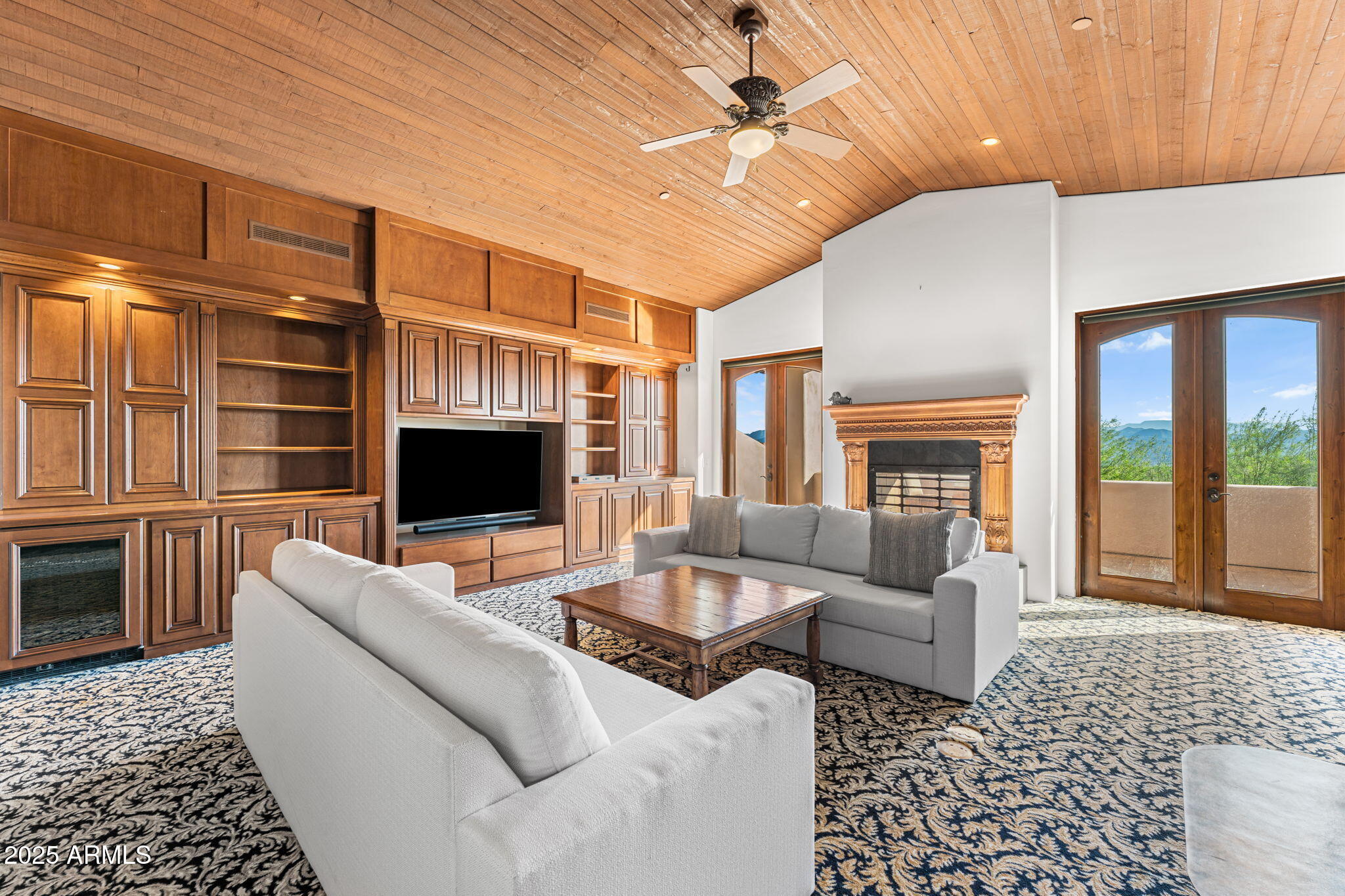 No HOA - Residential