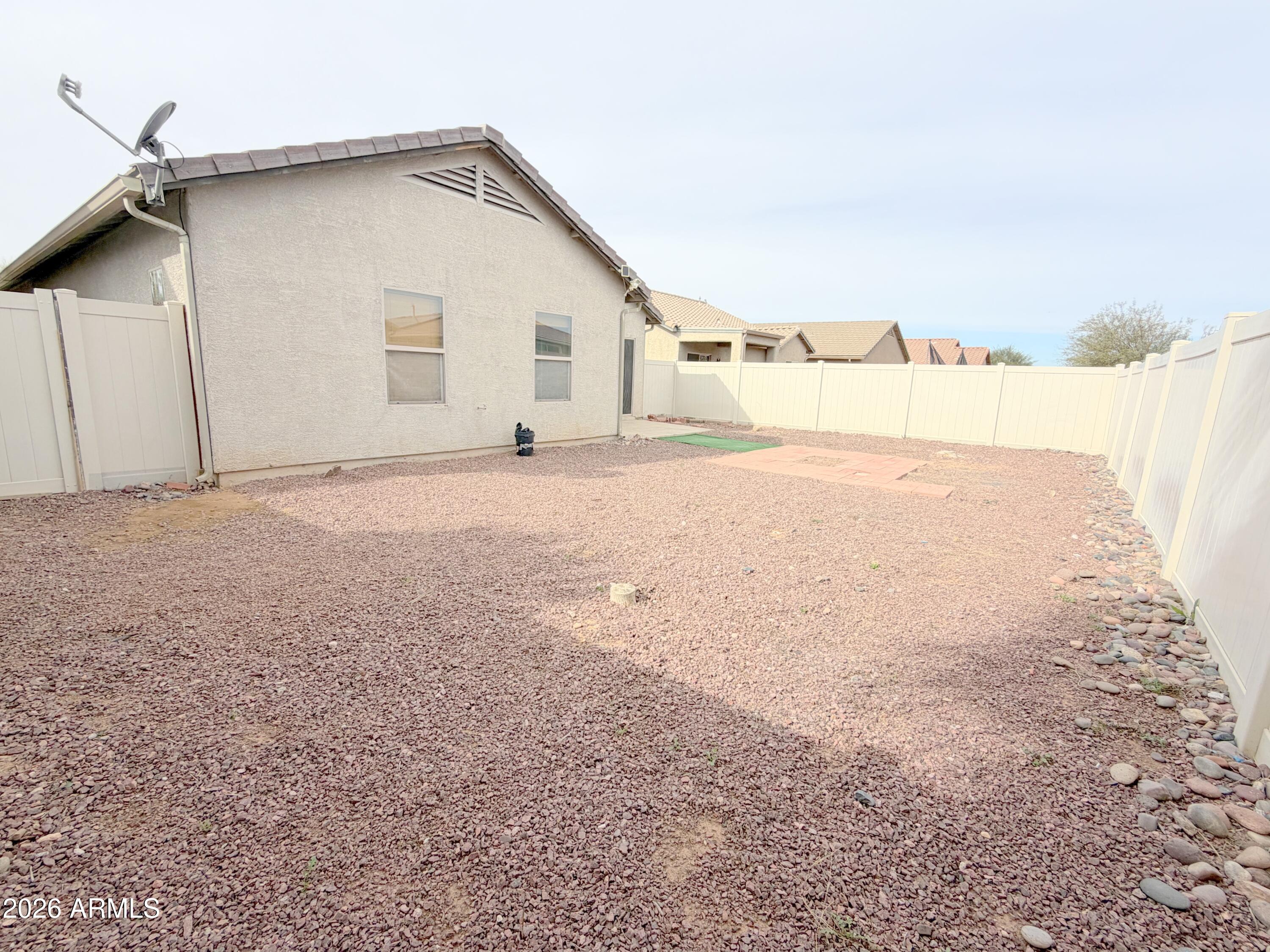 RED ROCK VILLAGE 1 - Residential