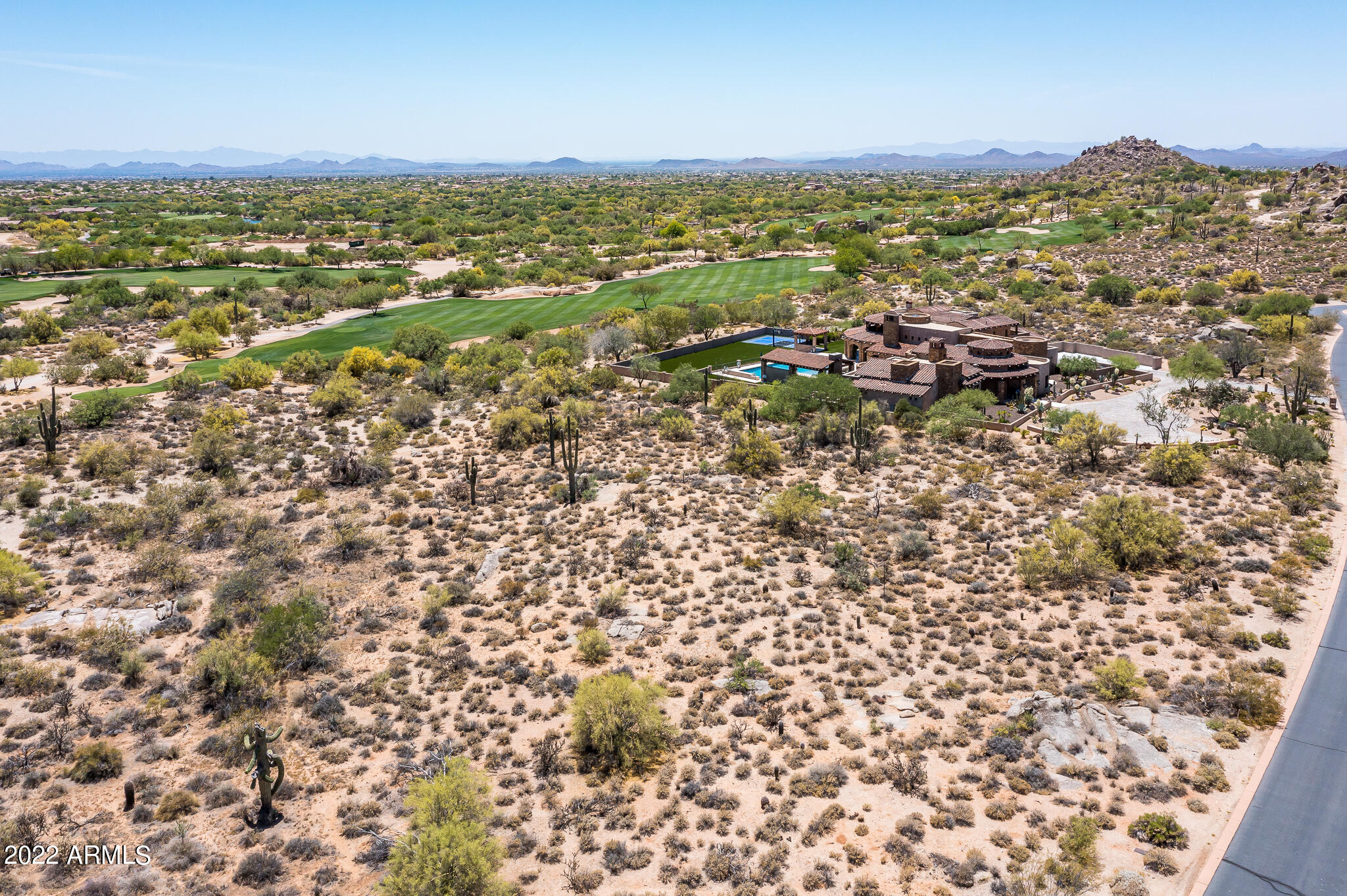 WHISPER ROCK - Land