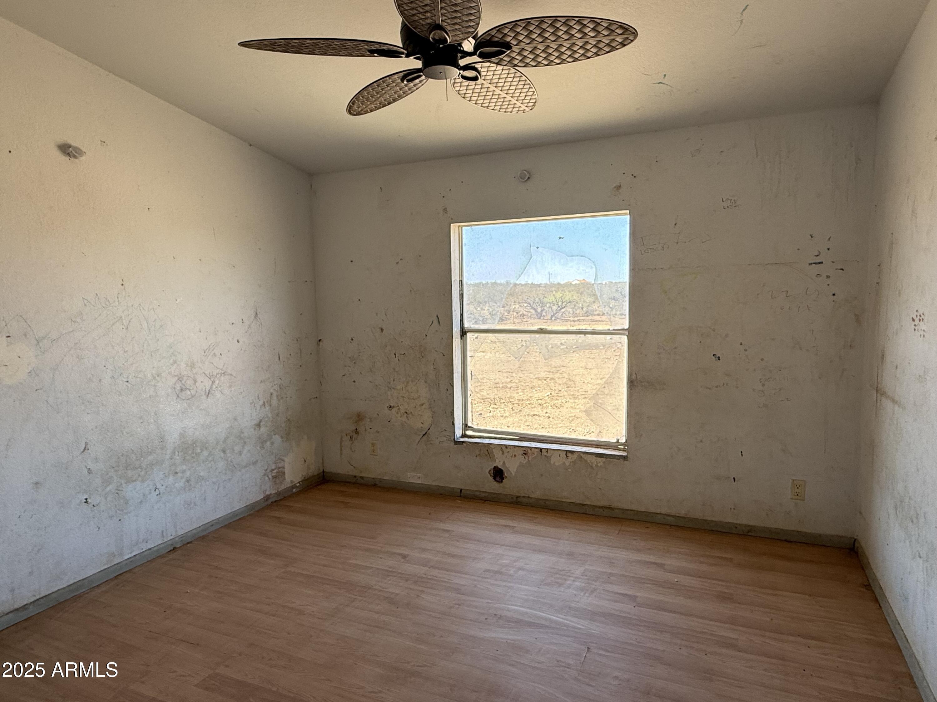 HIGH KNOLL RANCHES - Residential