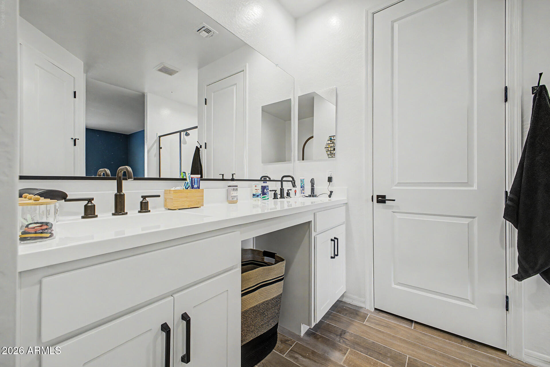 DESTINATION AT GATEWAY EAST PHASE 1 - Residential