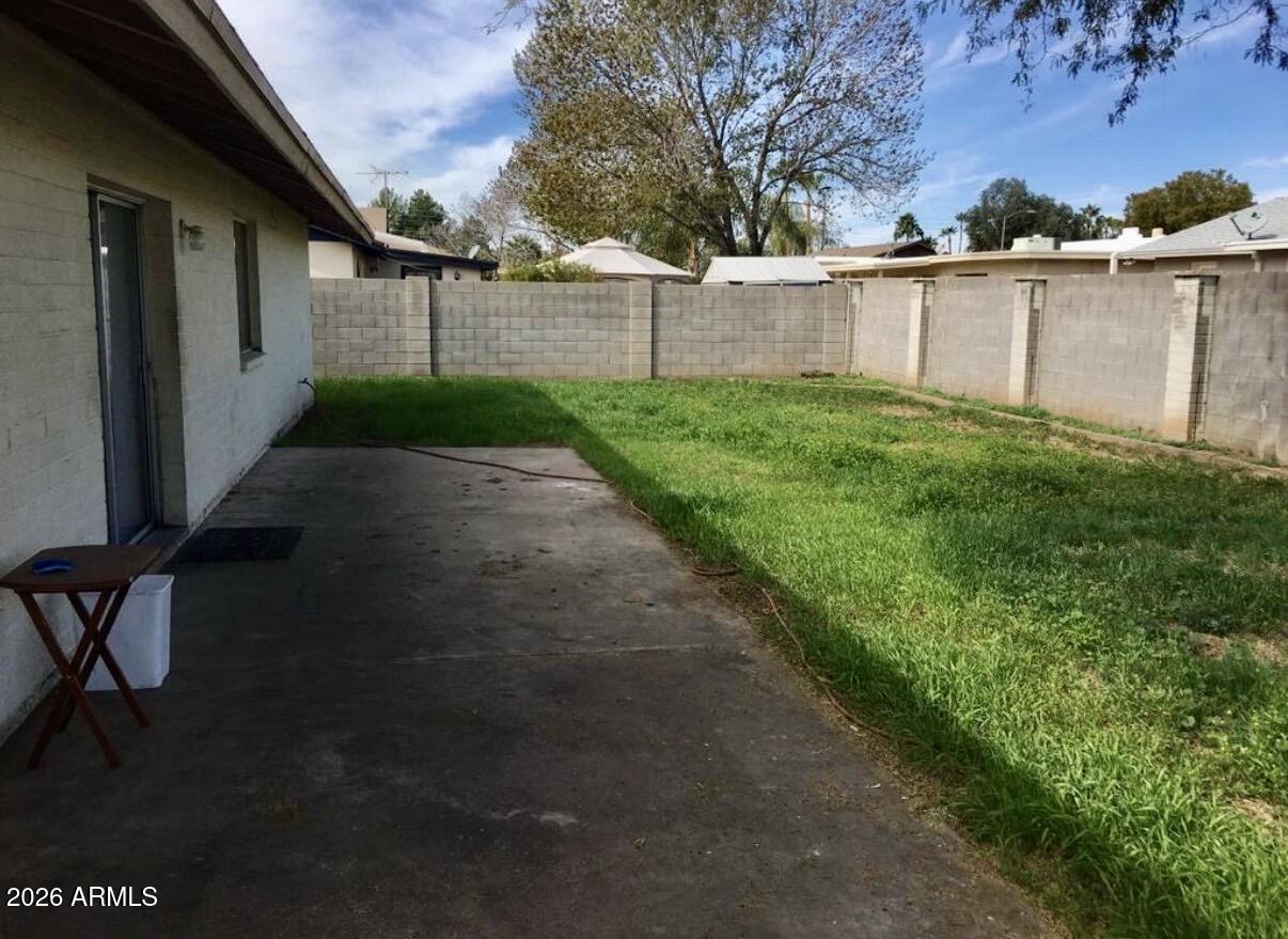 ESTRID ESTATES - Residential Lease