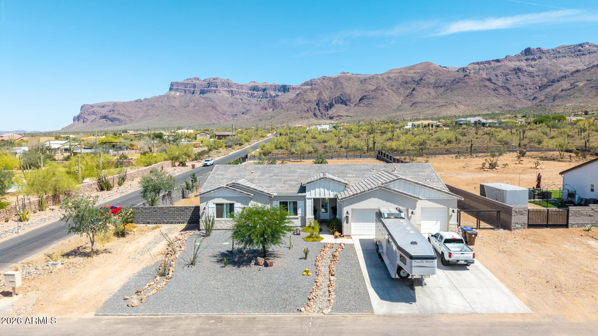 NO HOA - 1.25 ACRE LOT - Residential