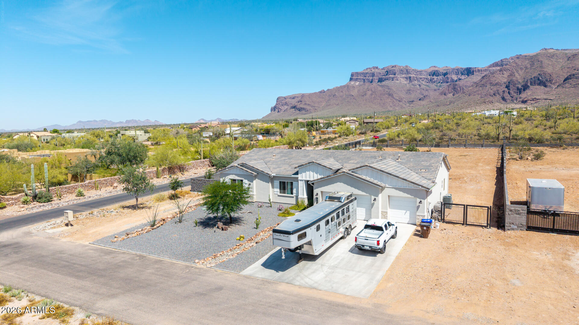 NO HOA - 1.25 ACRE LOT - Residential