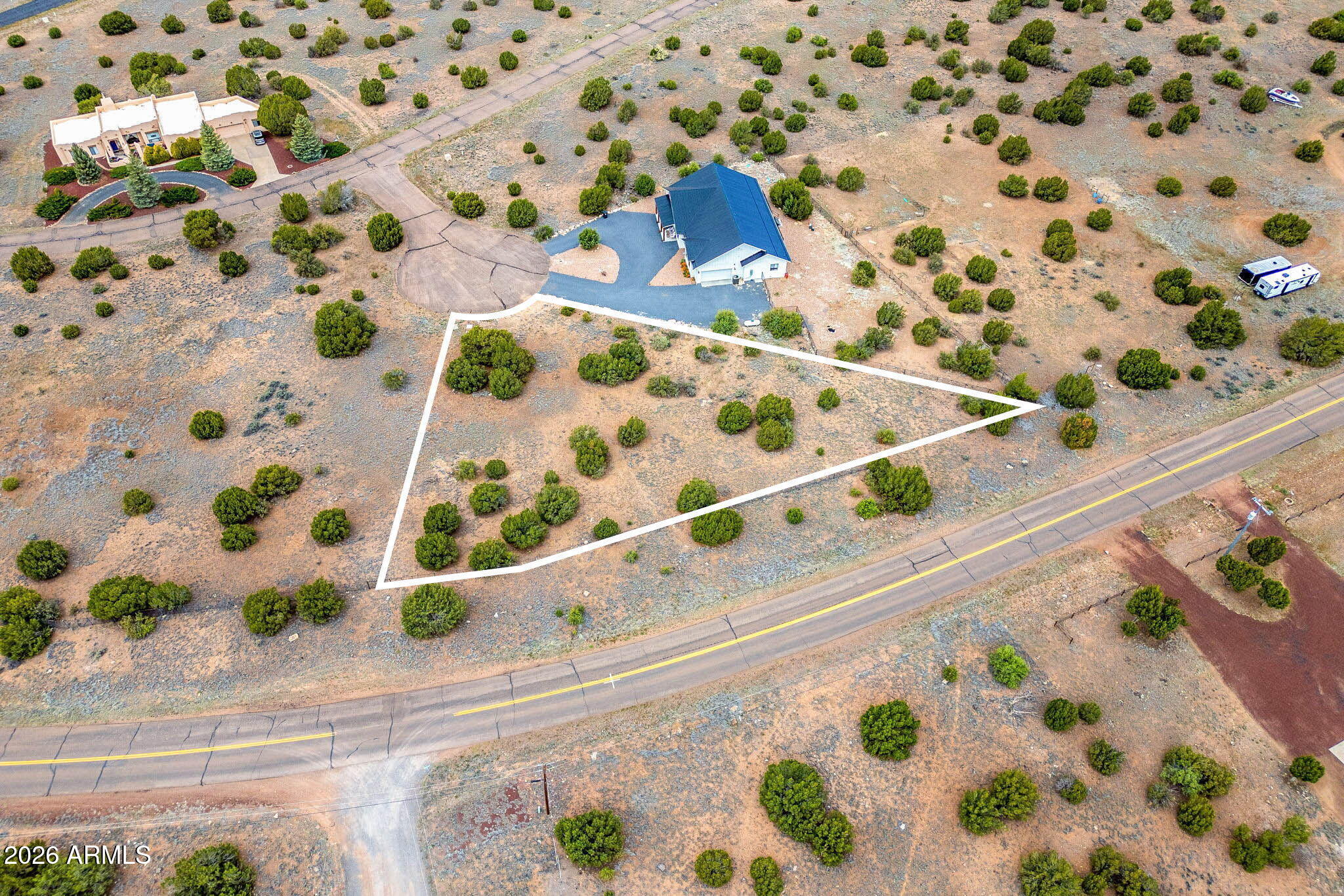 WHITE MOUNTAIN LAKES UNIT 18 - Land
