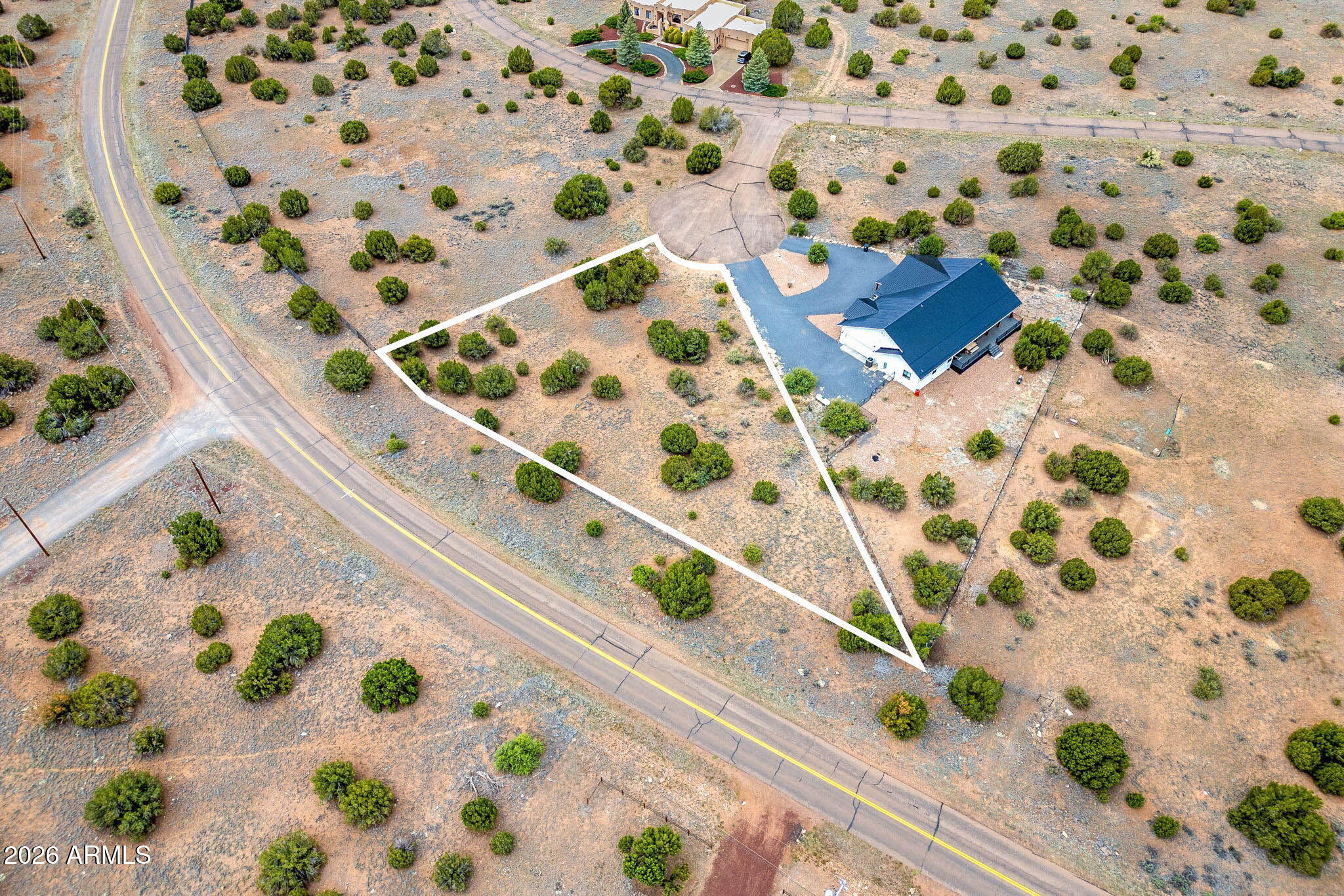 WHITE MOUNTAIN LAKES UNIT 18 - Land