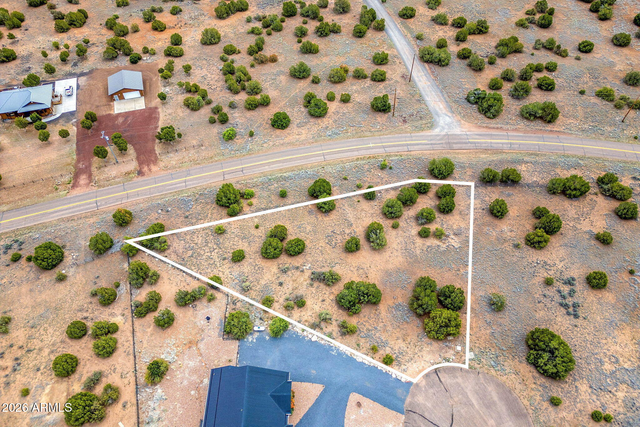 WHITE MOUNTAIN LAKES UNIT 18 - Land