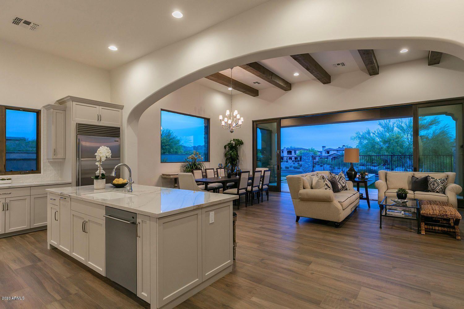 SUPERSTITION MOUNTAIN - Residential