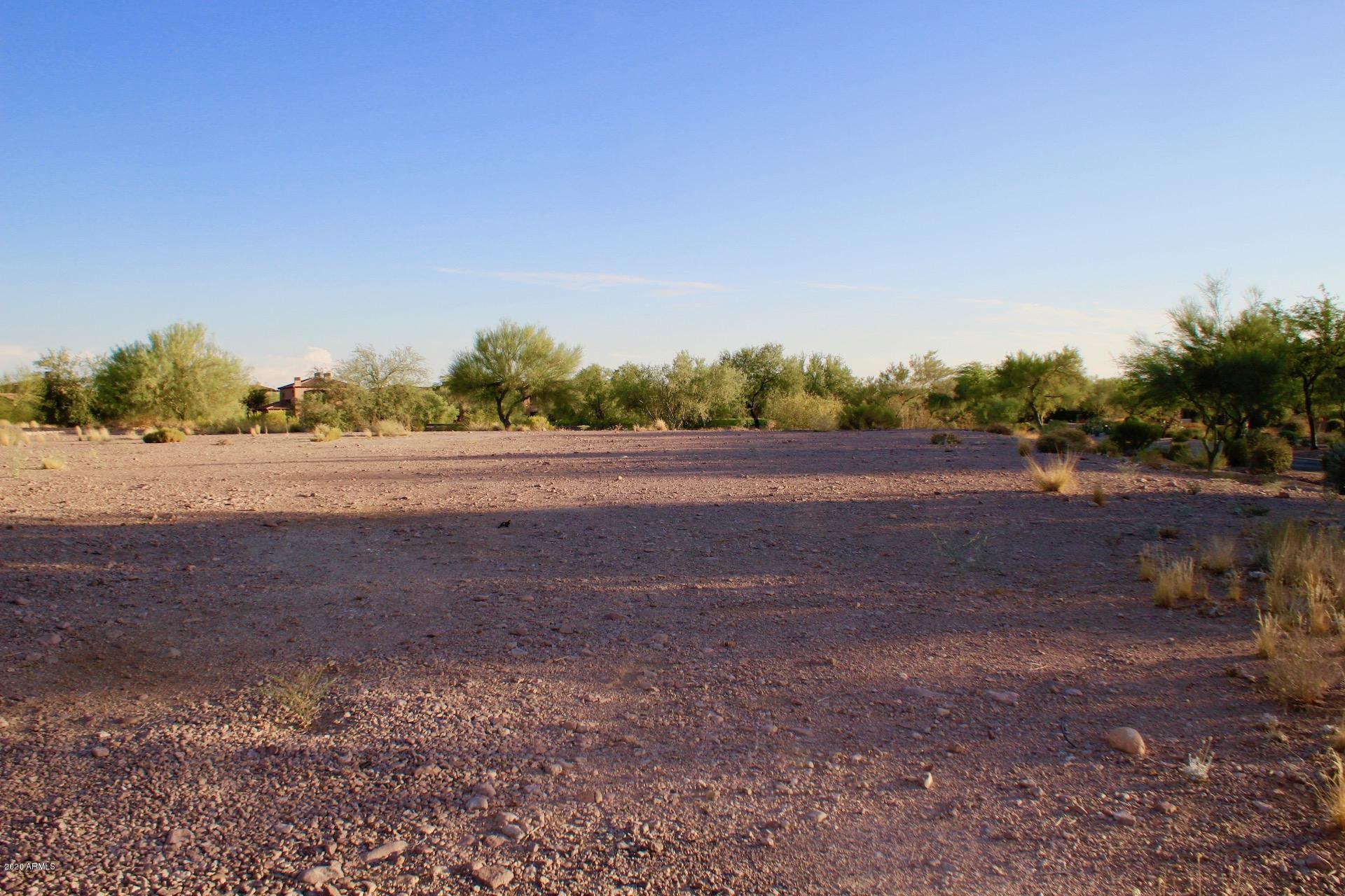 SUPERSTITION MOUNTAIN - Residential