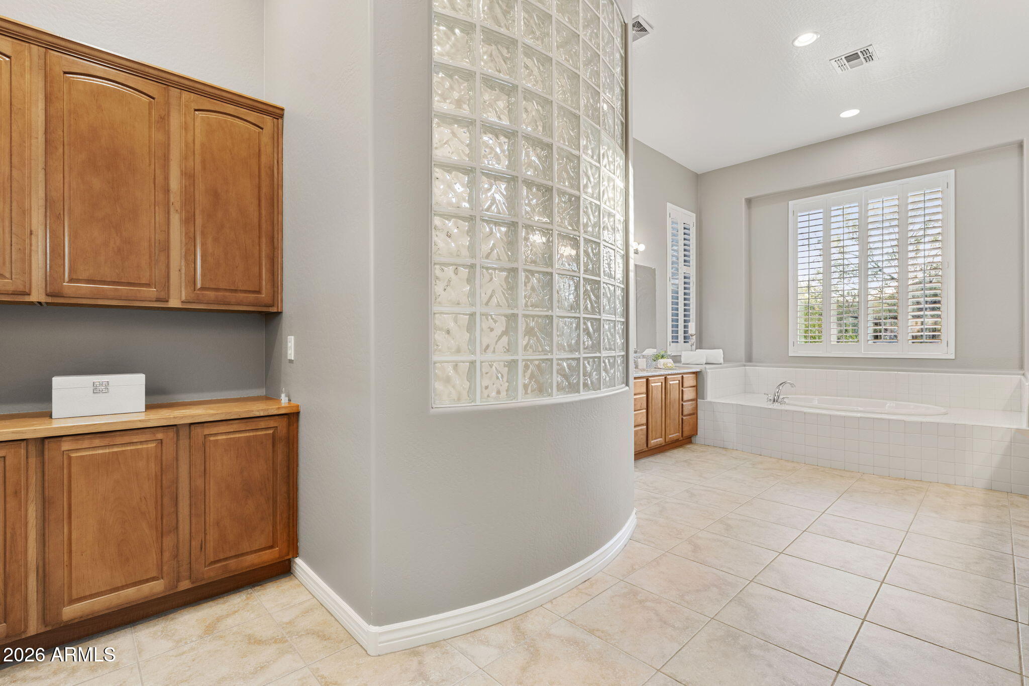 ANTHEM COUNTRY CLUB - Residential
