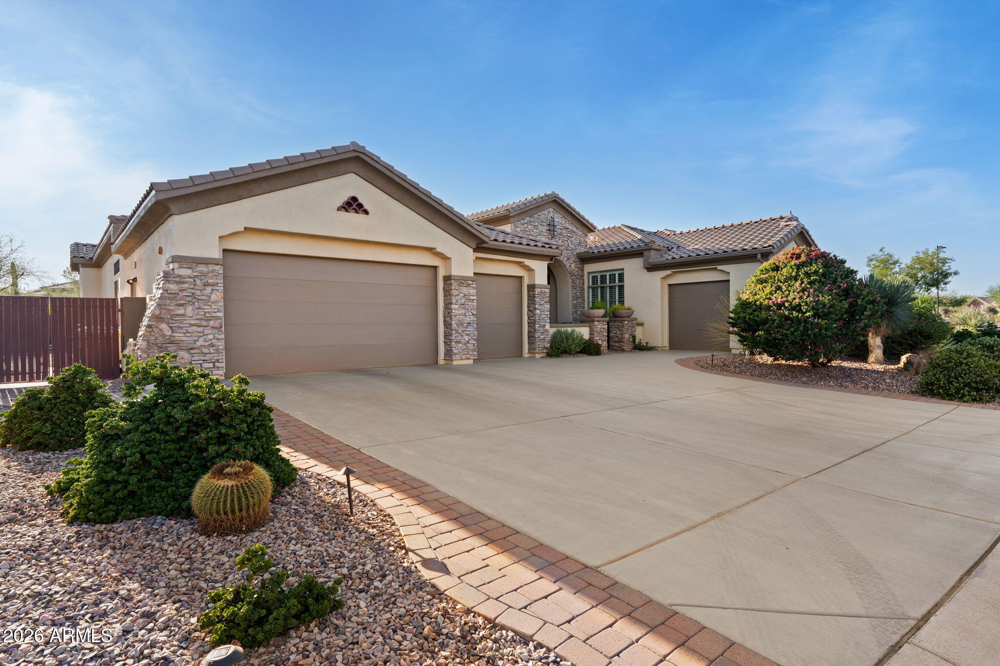 ANTHEM COUNTRY CLUB - Residential