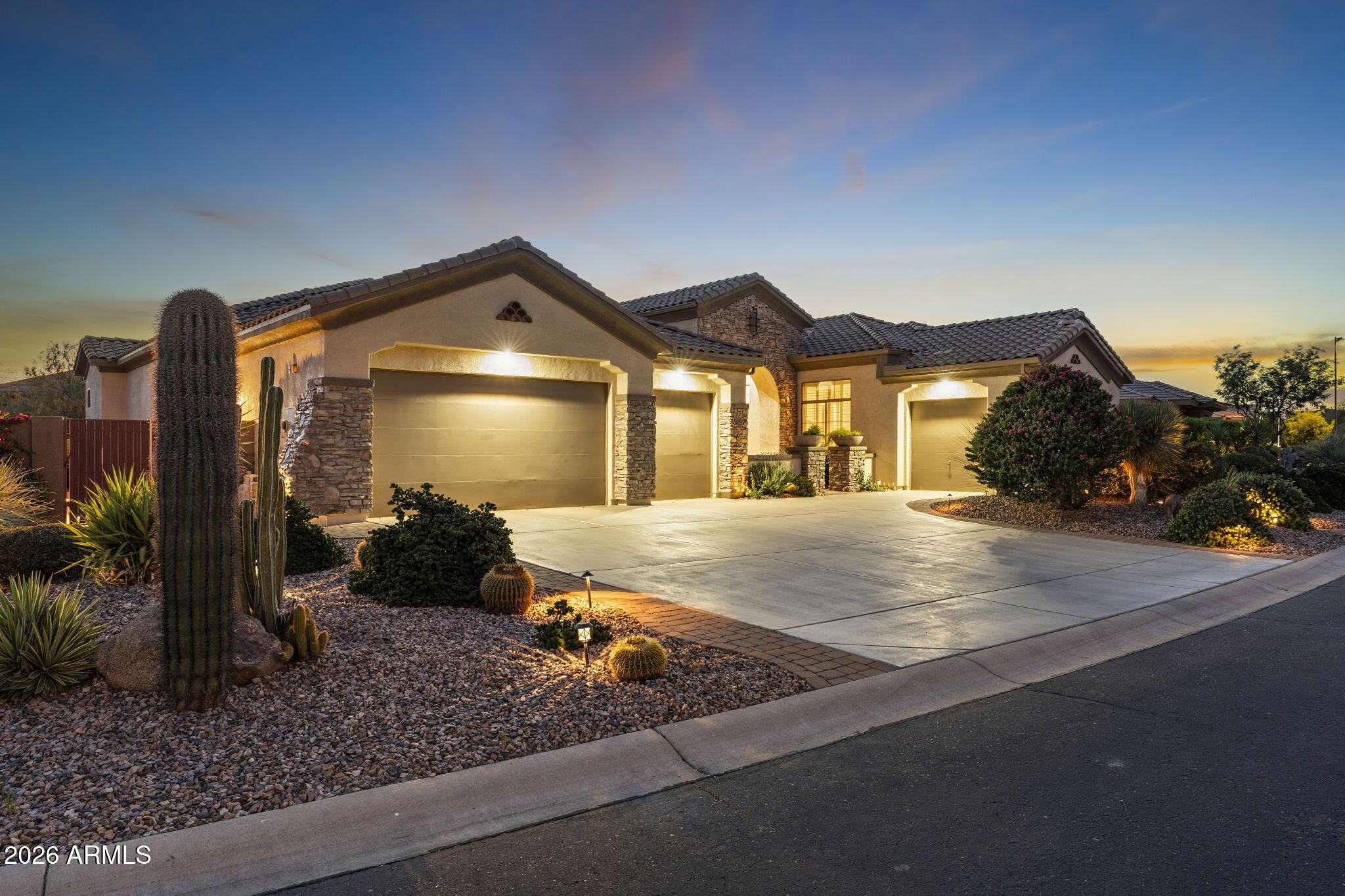 ANTHEM COUNTRY CLUB - Residential