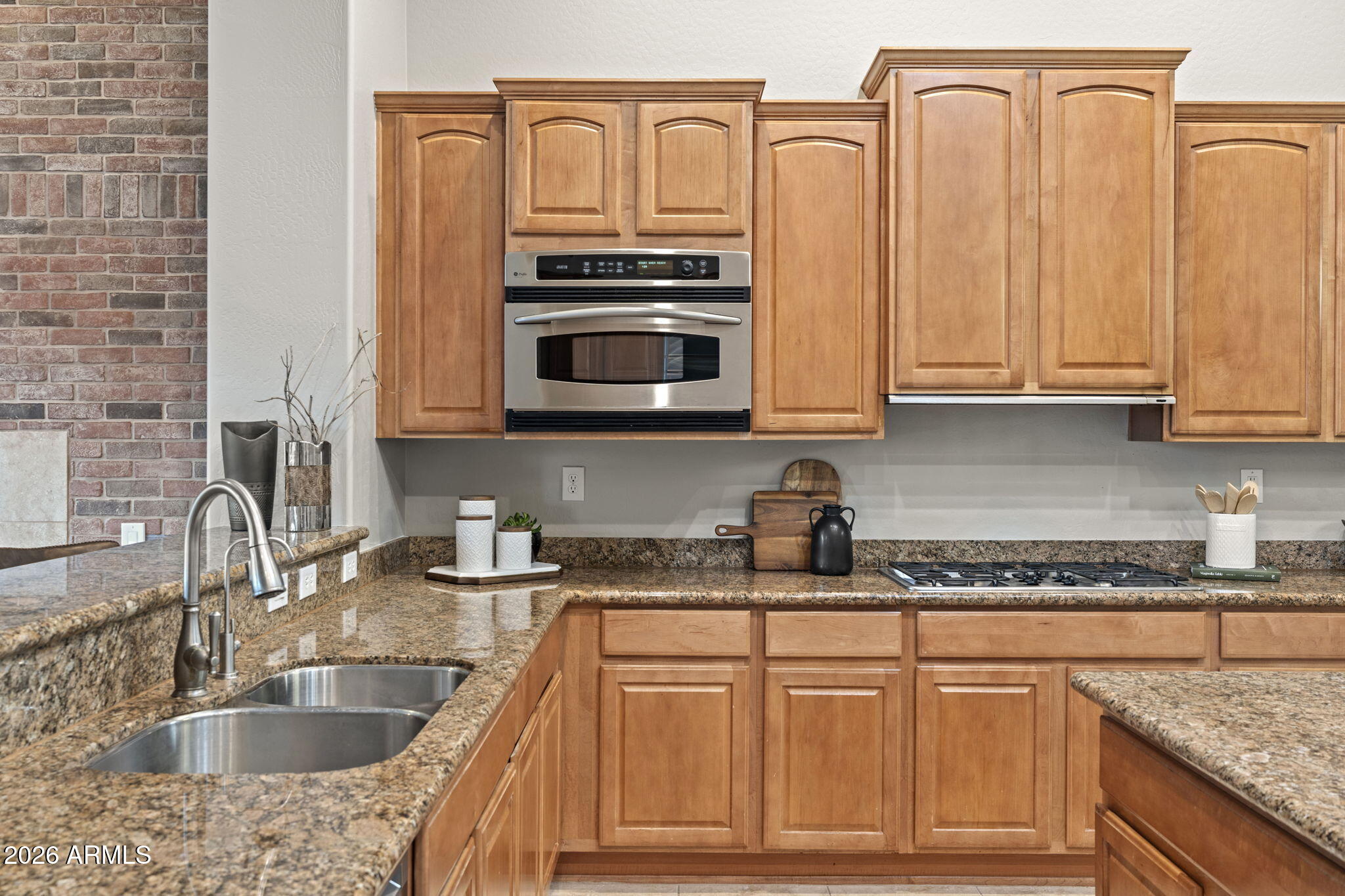 ANTHEM COUNTRY CLUB - Residential