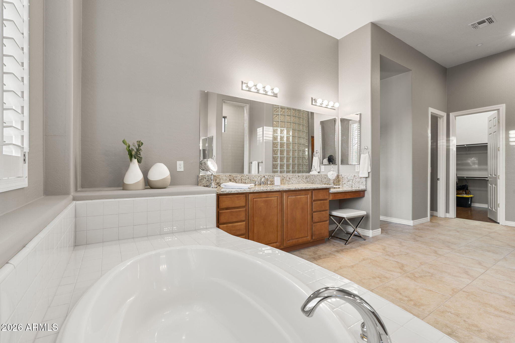 ANTHEM COUNTRY CLUB - Residential