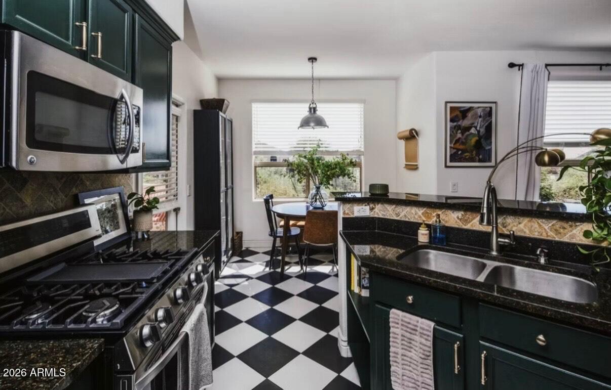 TERRA VISTA AT TATUM RANCH CONDOMINIUMS - Residential