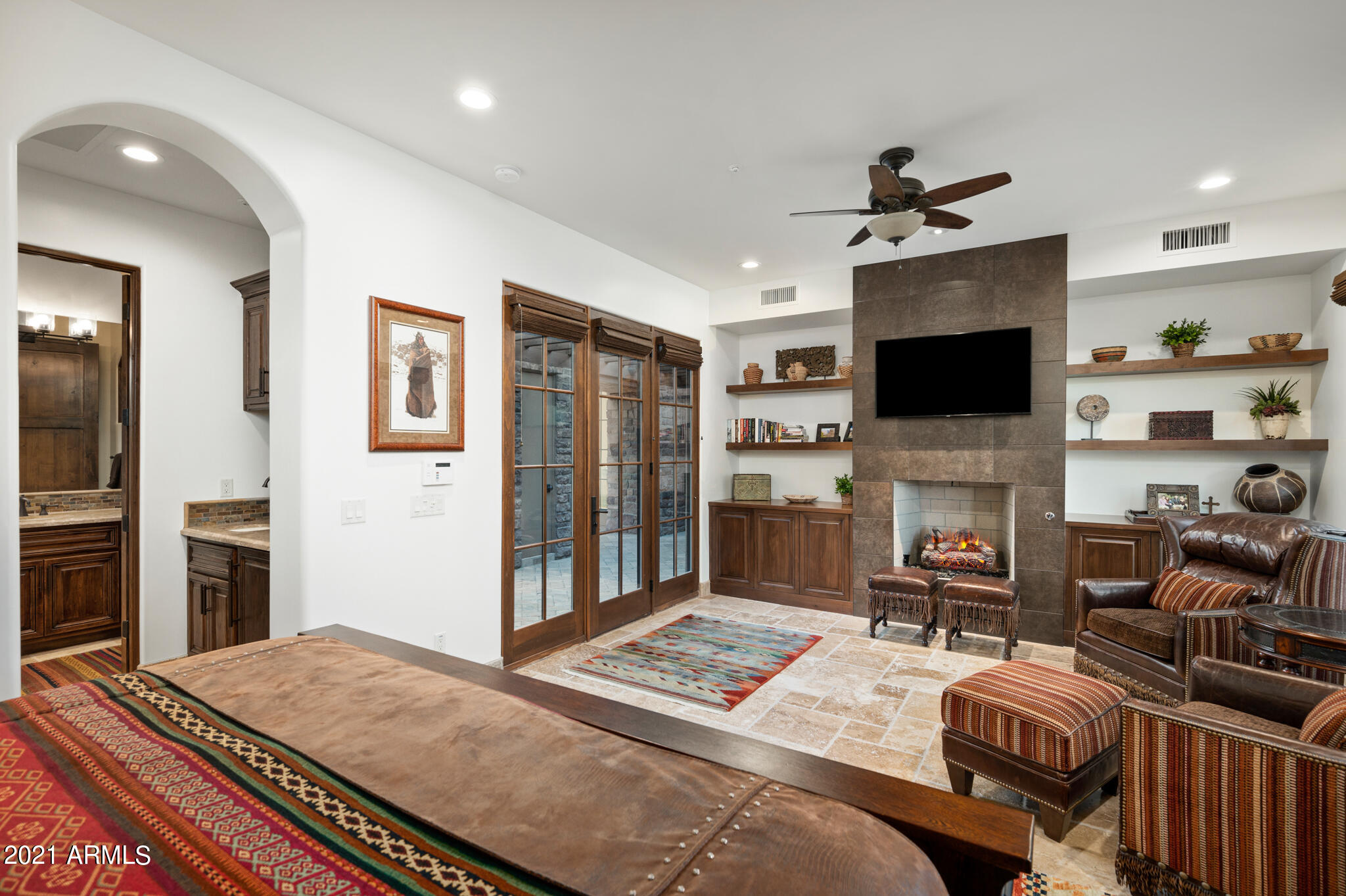 DESERT MOUNTAIN - Residential