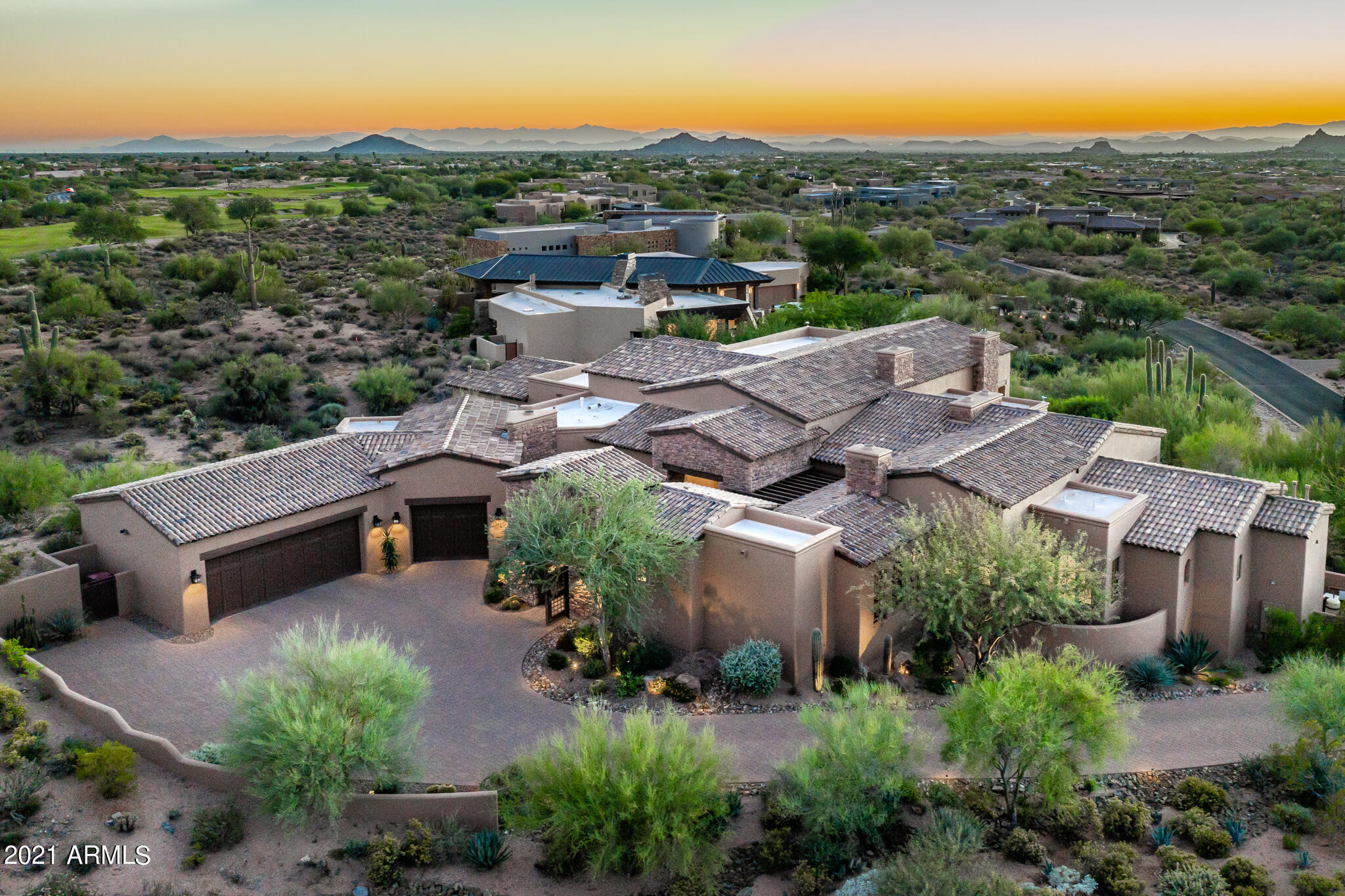 DESERT MOUNTAIN - Residential