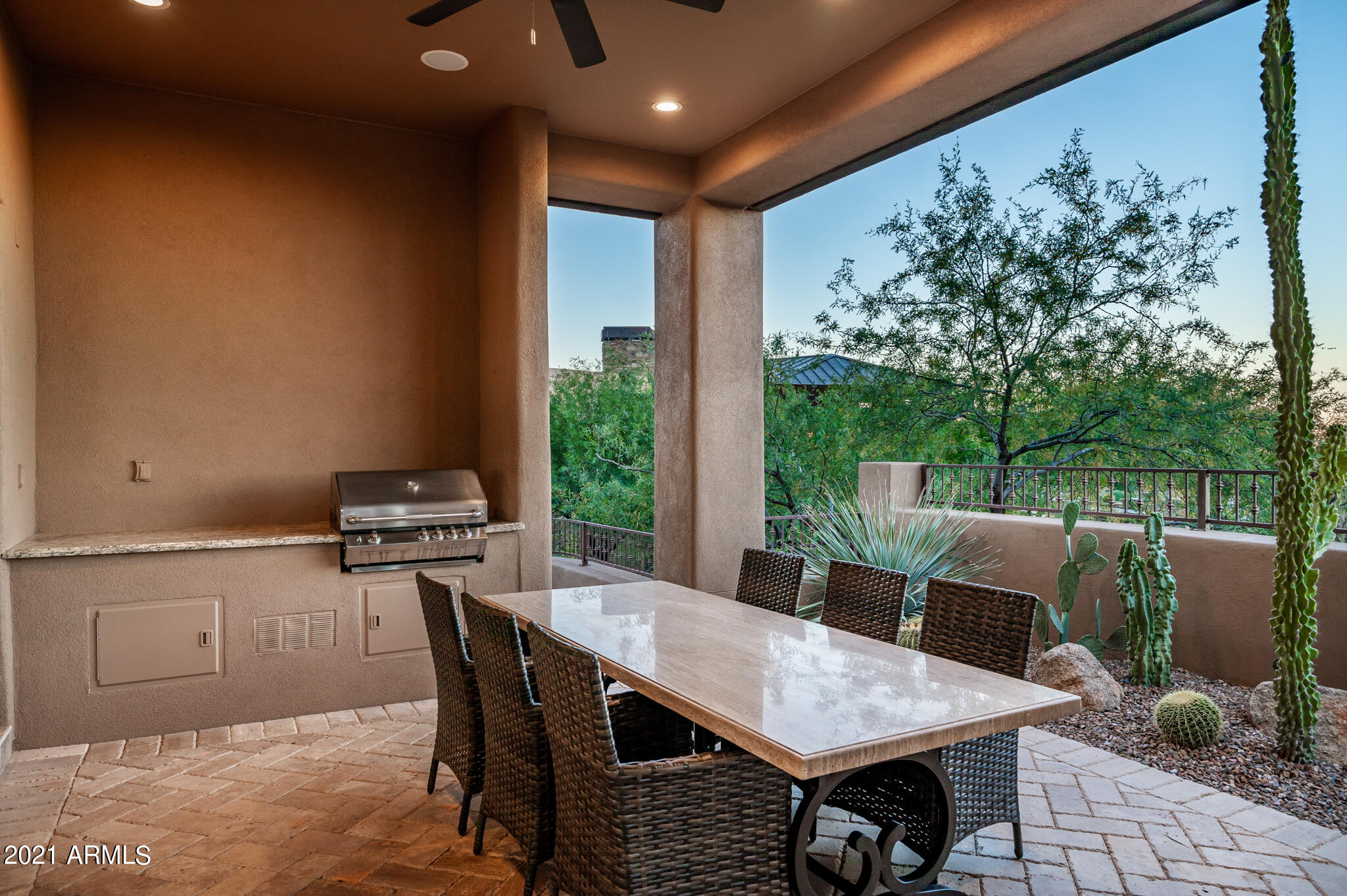 DESERT MOUNTAIN - Residential