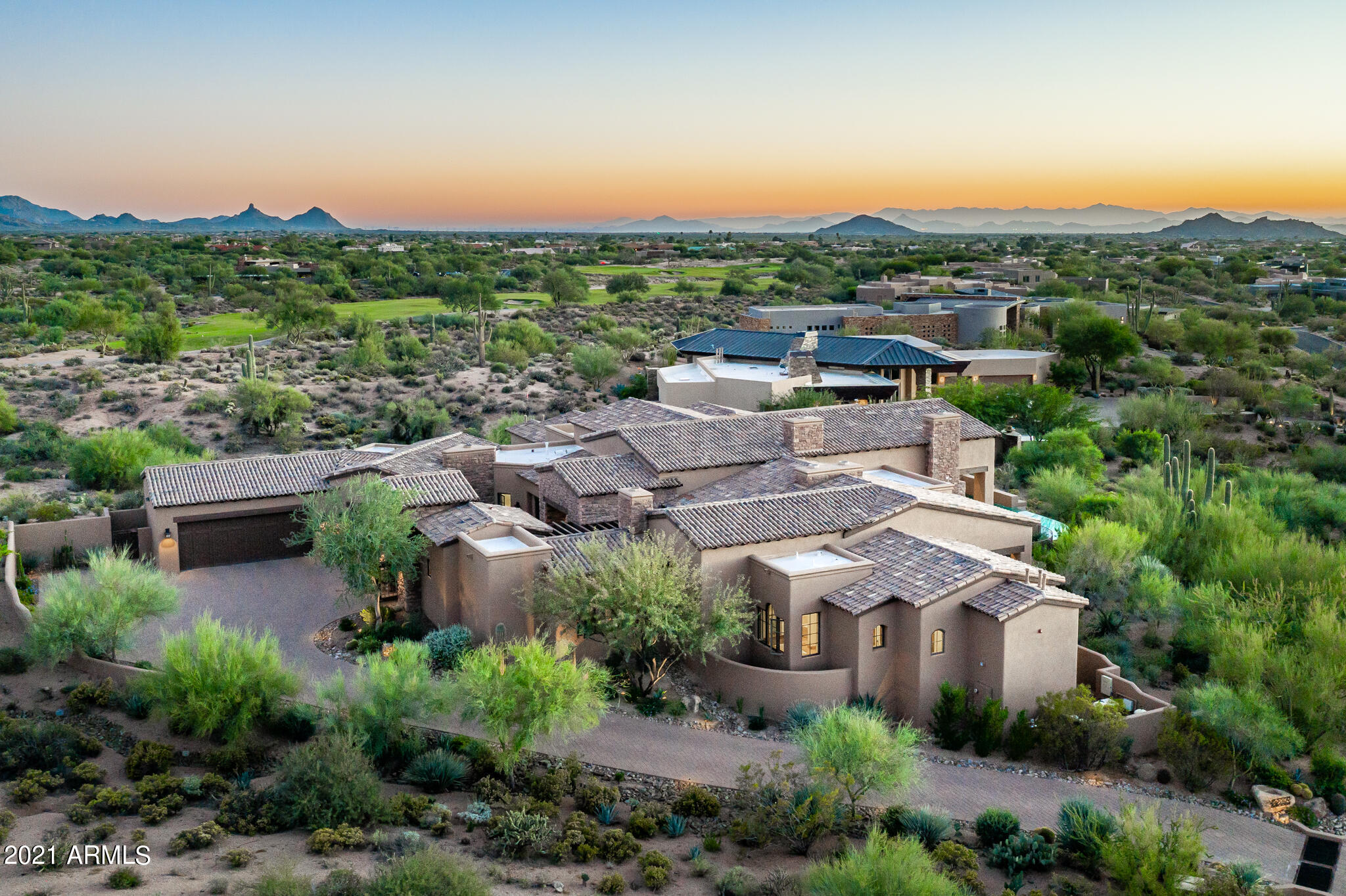 DESERT MOUNTAIN - Residential