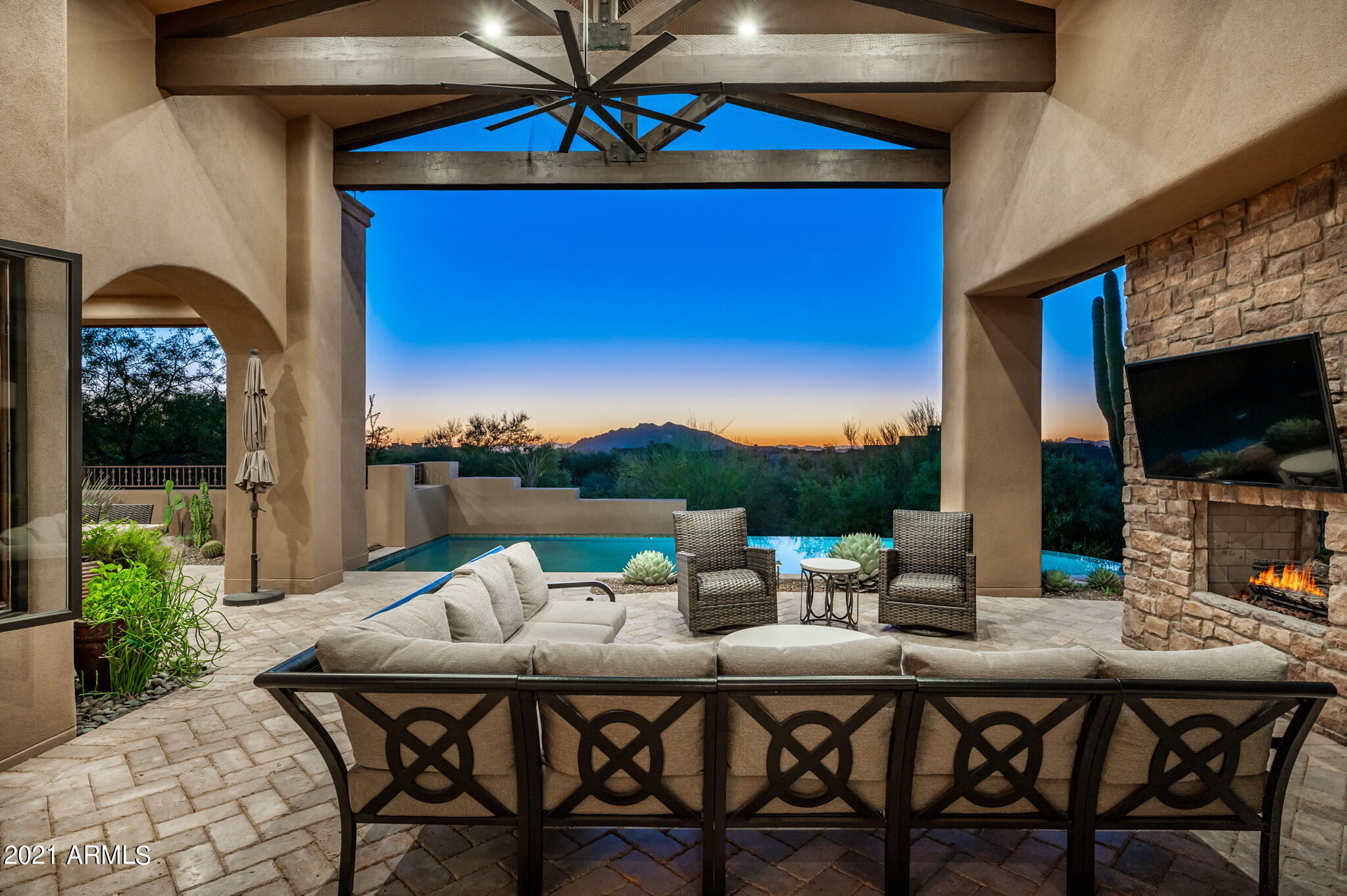 DESERT MOUNTAIN - Residential