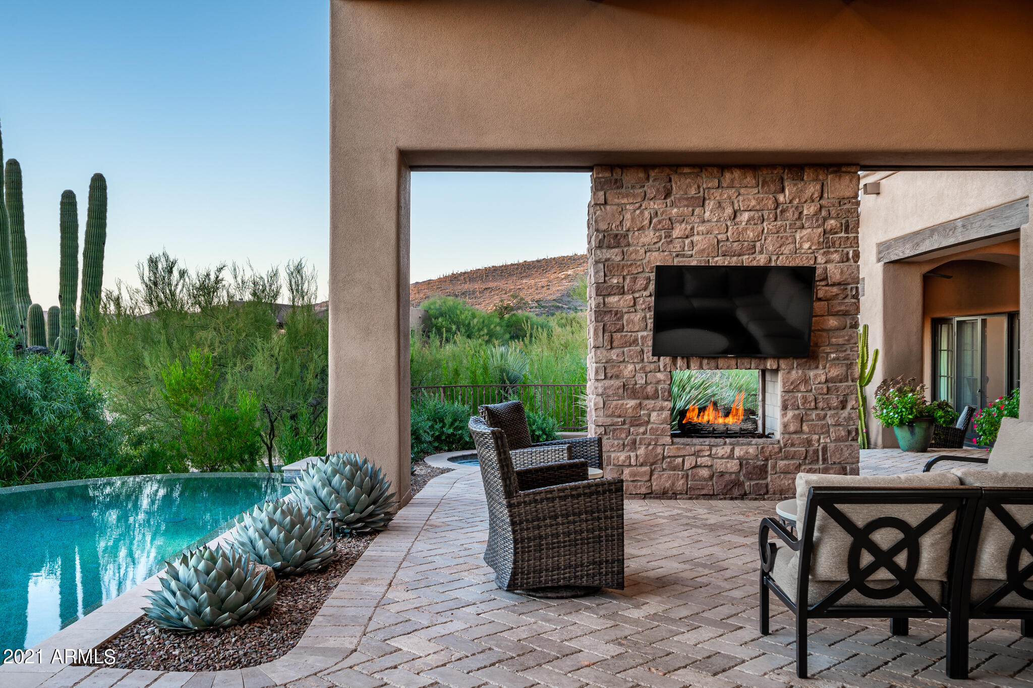 DESERT MOUNTAIN - Residential